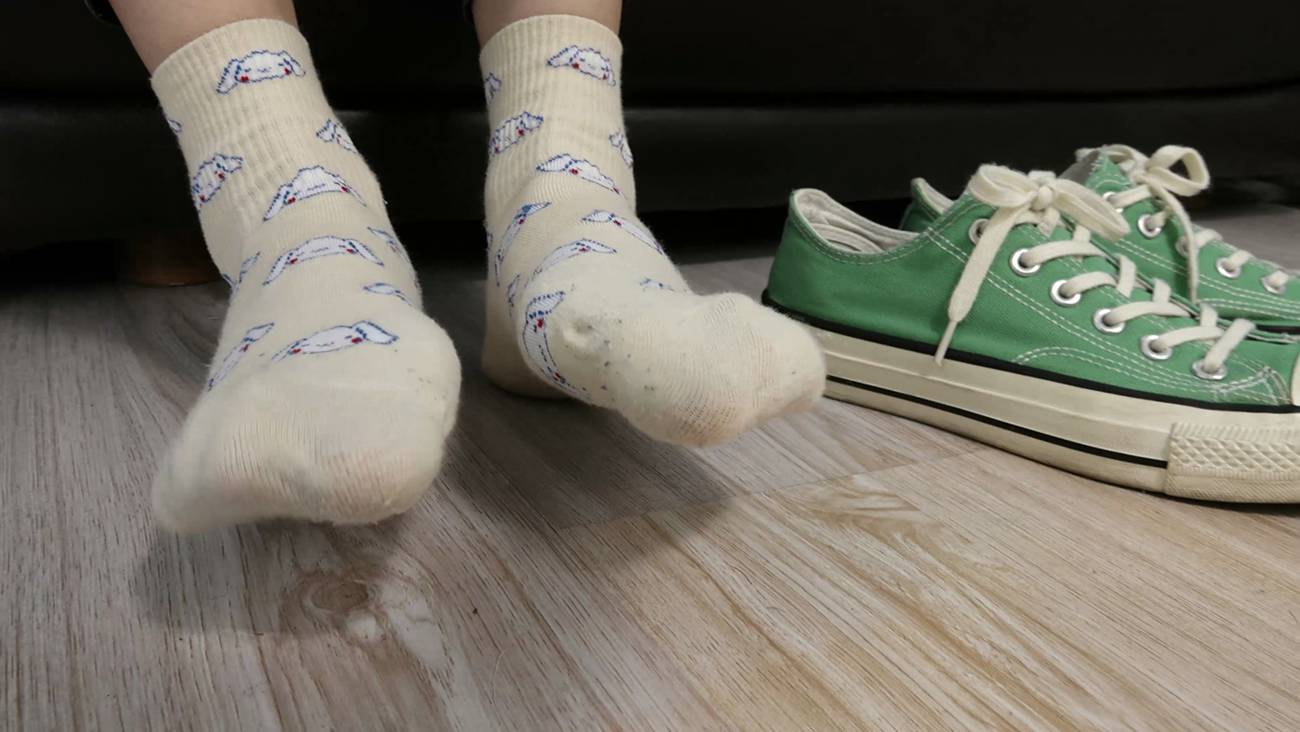 图片[52]-[Sexy Asian Girls Feet] NO.035-初恋般记忆的小女生YIYI近距离秀脚 [239P] – 速更版-美库