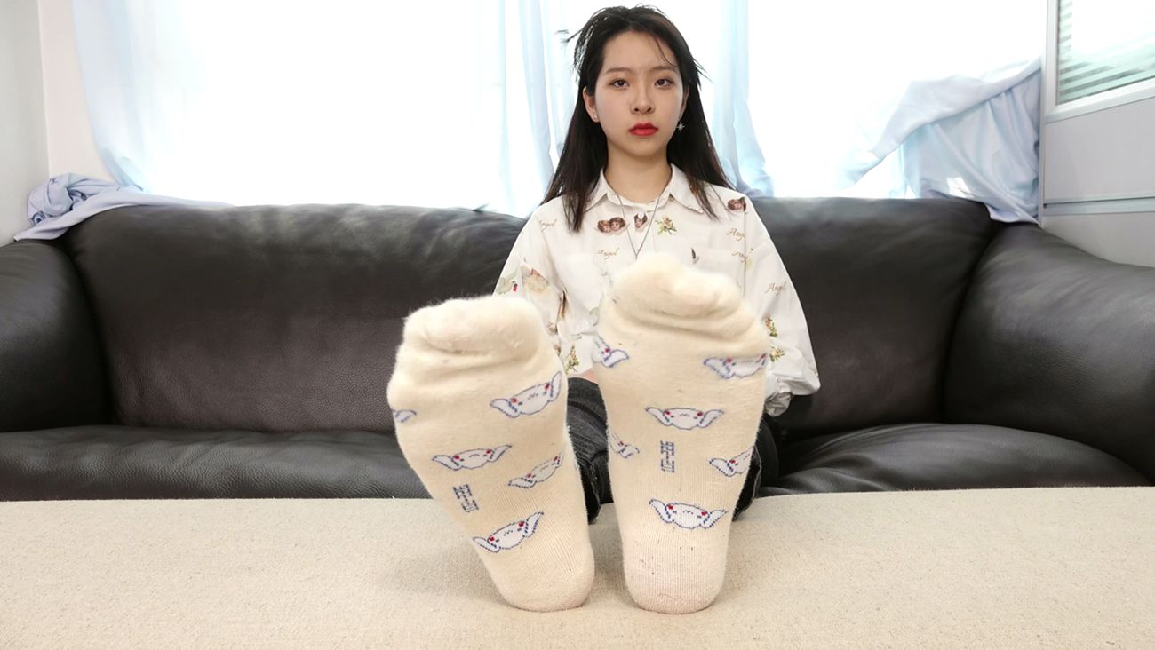 图片[62]-[Sexy Asian Girls Feet] NO.035-初恋般记忆的小女生YIYI近距离秀脚 [239P] – 速更版-美库