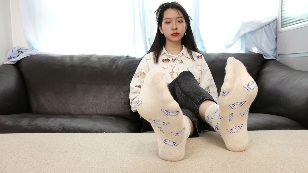 图片[70]-[Sexy Asian Girls Feet] NO.035-初恋般记忆的小女生YIYI近距离秀脚 [239P] – 速更版-美库