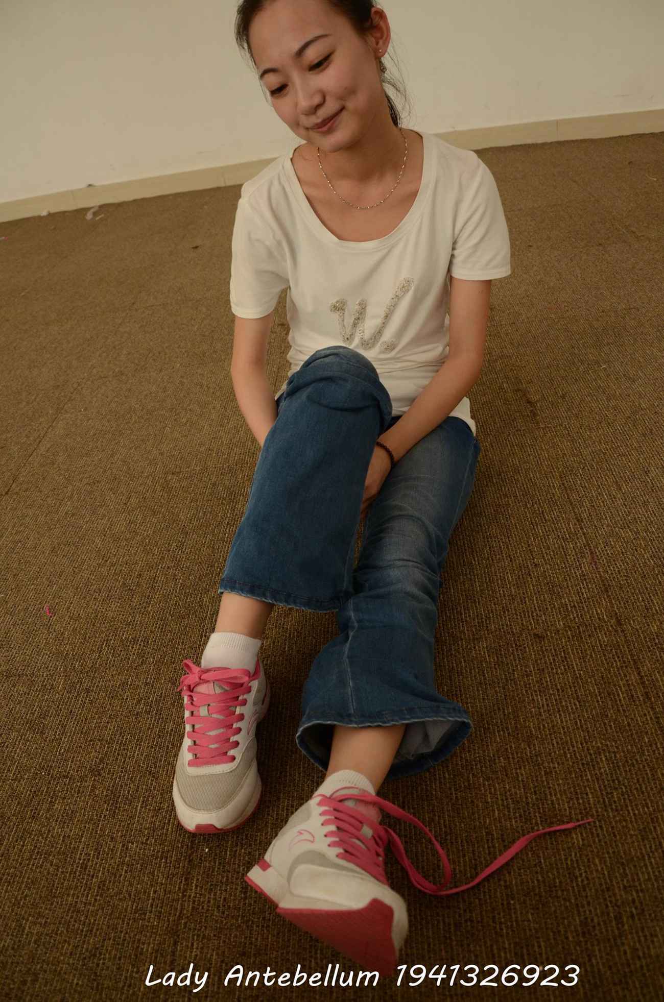 图片[27]-[战前女神] 美腿美足精品摄影套图 127 [220P] – 速更版-美库