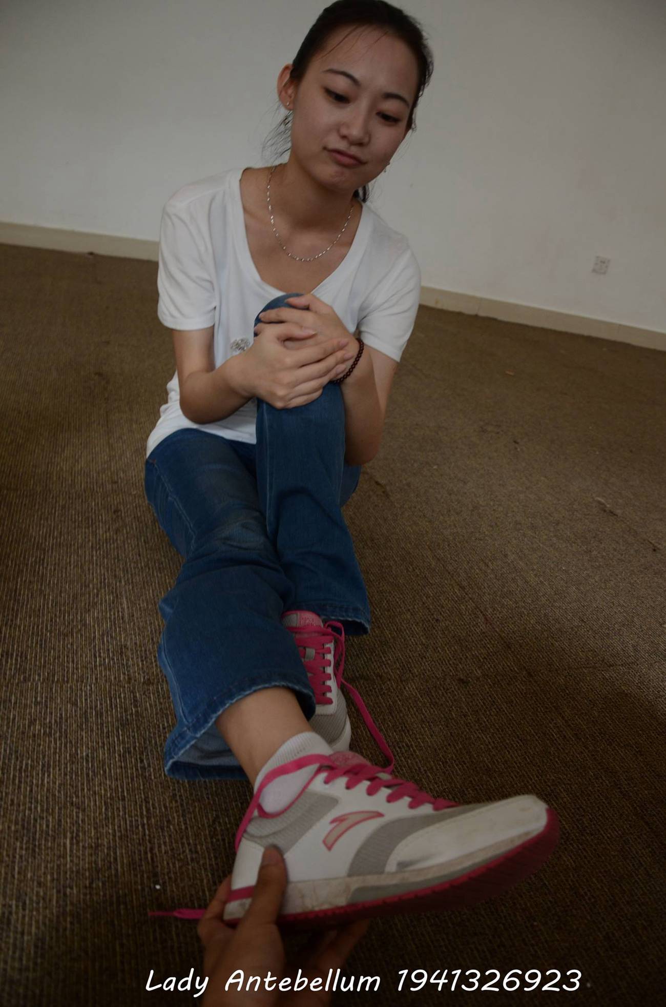 图片[33]-[战前女神] 美腿美足精品摄影套图 127 [220P] – 速更版-美库