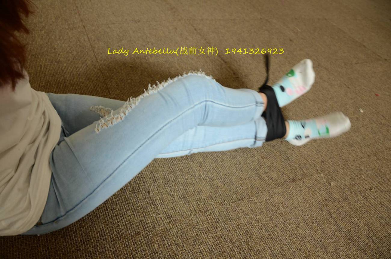 图片[67]-[战前女神] 美腿美足精品摄影套图 128 [170P] – 速更版-美库