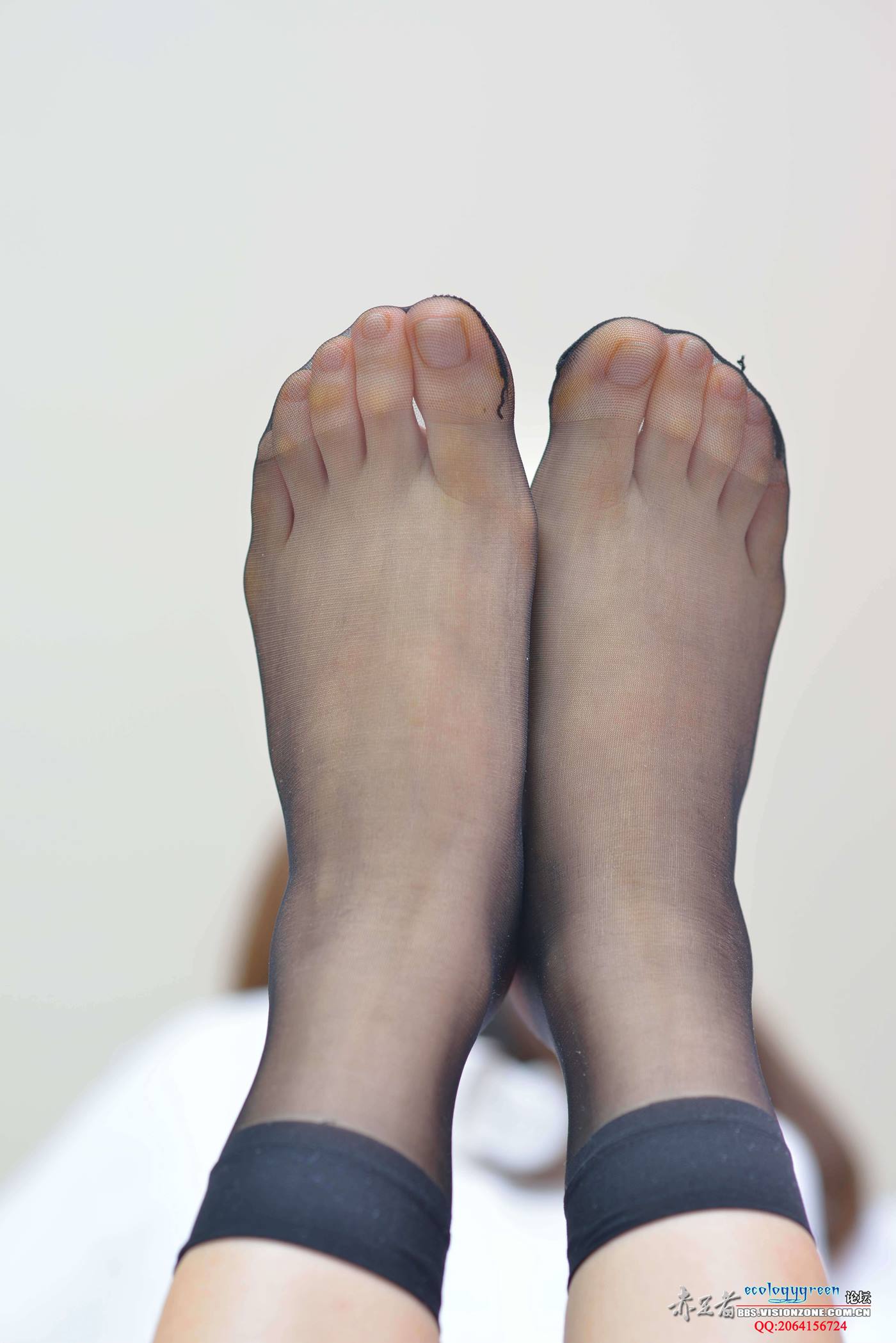 图片[26]-Ecologygreen摄影作品 NO.033 精致又姓感的薄透黑丝脚[42P] – 速更版-美库