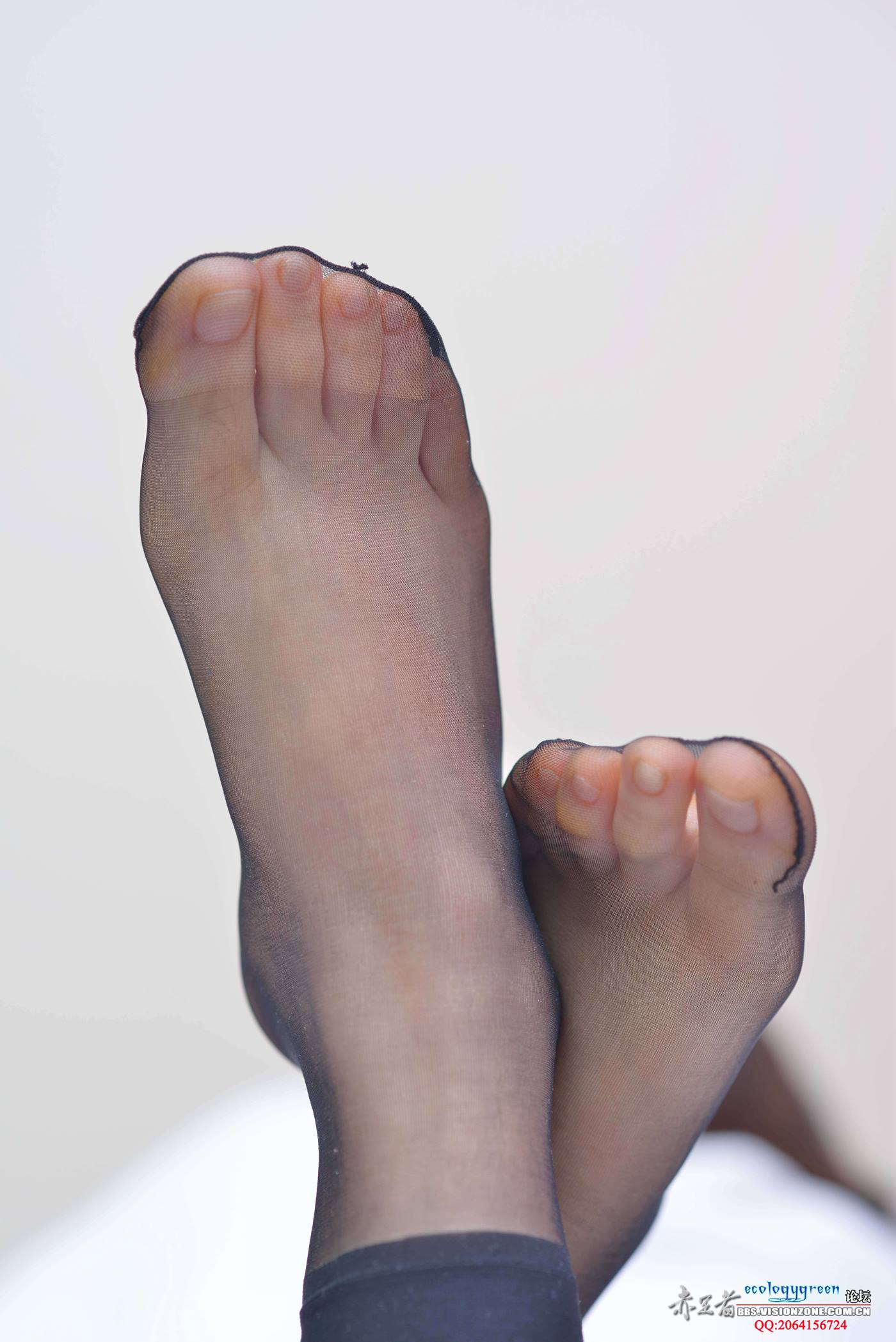 图片[36]-Ecologygreen摄影作品 NO.033 精致又姓感的薄透黑丝脚[42P] – 速更版-美库