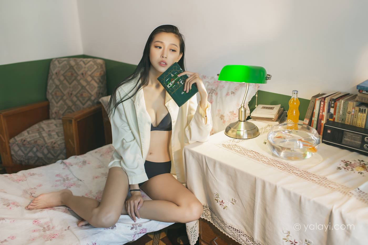 图片[16]-[YALAYI雅拉伊]2023.03.01 NO.1011 白衬衣女神 图雅[41+1P] – 速更版-美库