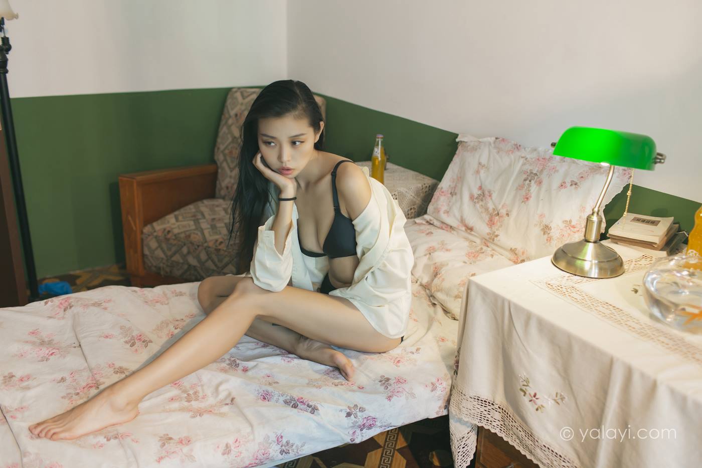 图片[17]-[YALAYI雅拉伊]2023.03.01 NO.1011 白衬衣女神 图雅[41+1P] – 速更版-美库