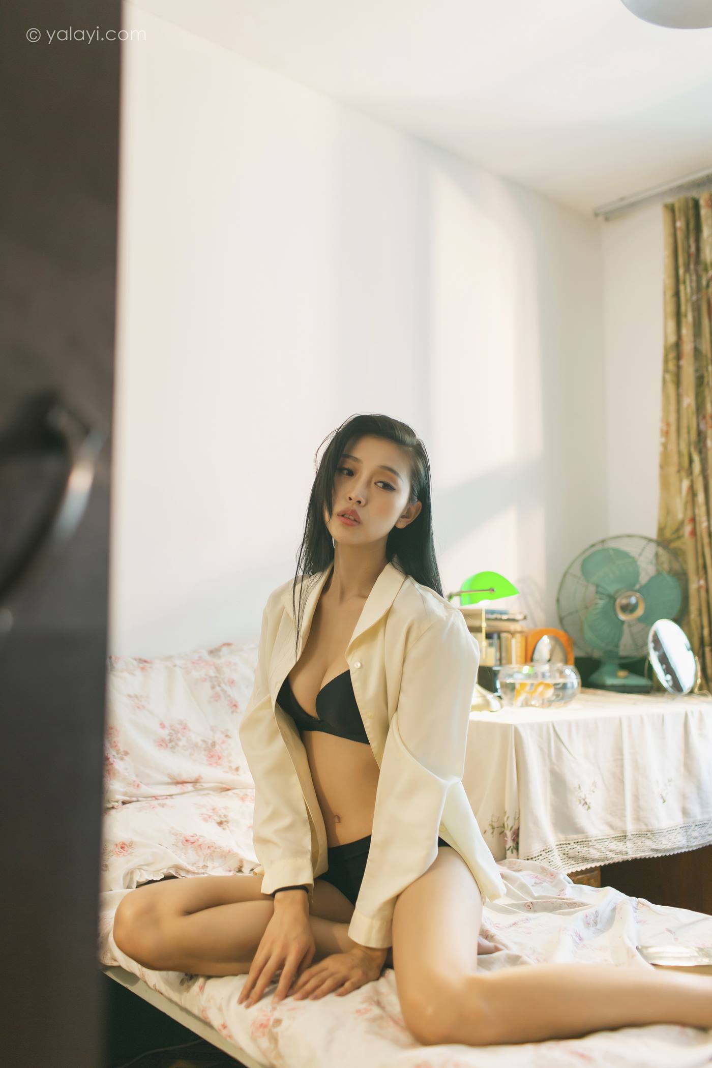 图片[33]-[YALAYI雅拉伊]2023.03.01 NO.1011 白衬衣女神 图雅[41+1P] – 速更版-美库