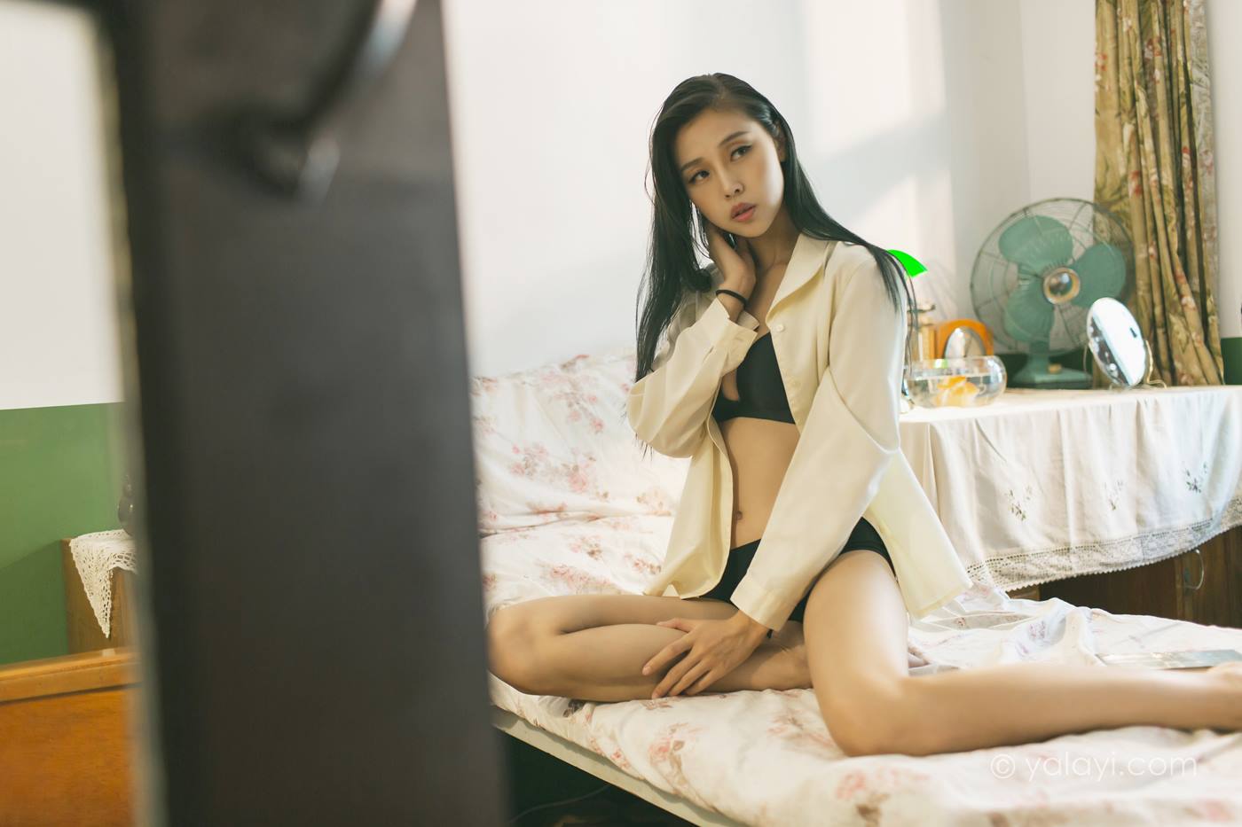 图片[40]-[YALAYI雅拉伊]2023.03.01 NO.1011 白衬衣女神 图雅[41+1P] – 速更版-美库