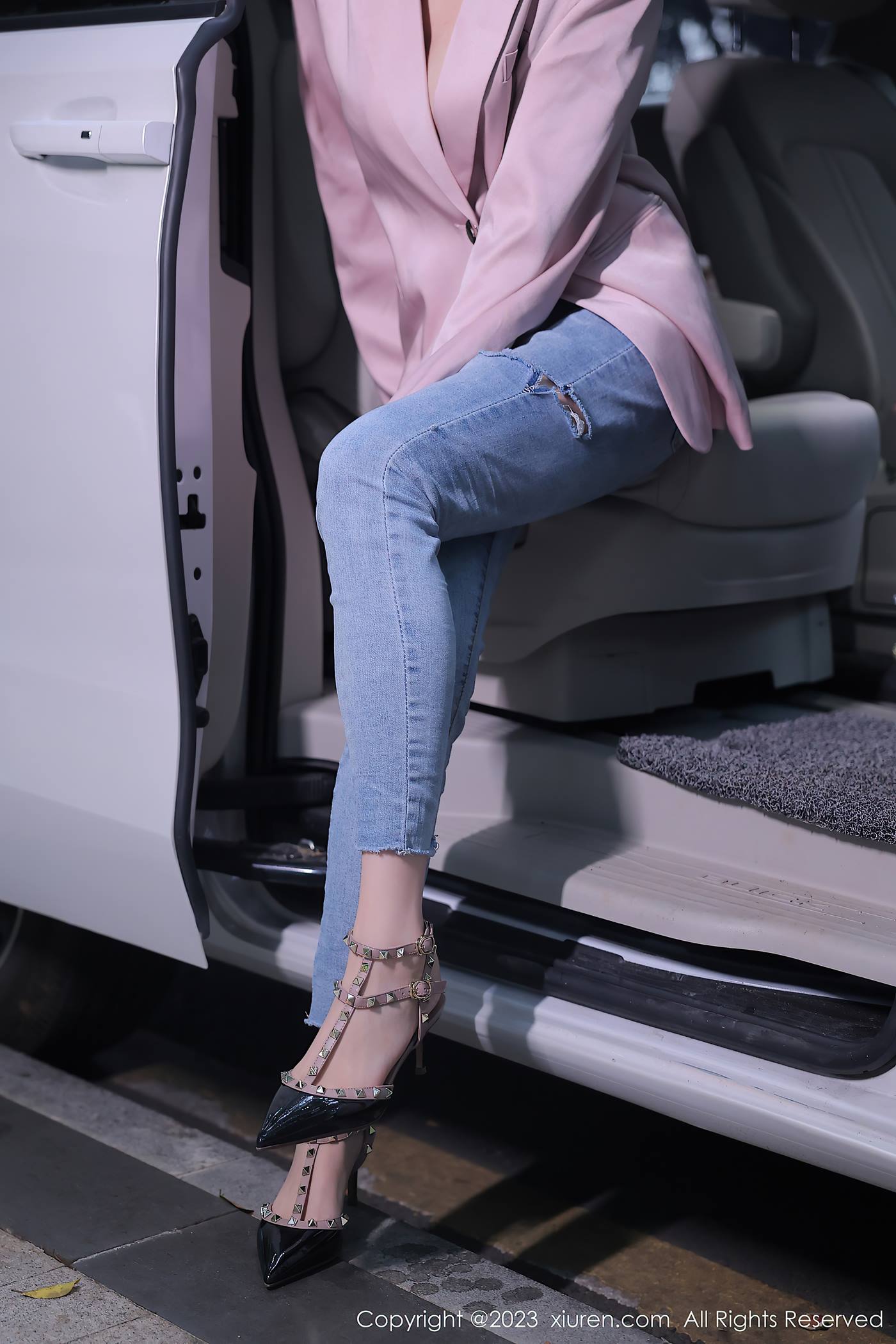 图片[15]-[Xiuren秀人网]2023.03.03 NO.6355 玥儿玥er[15+1P] – 速更版-美库