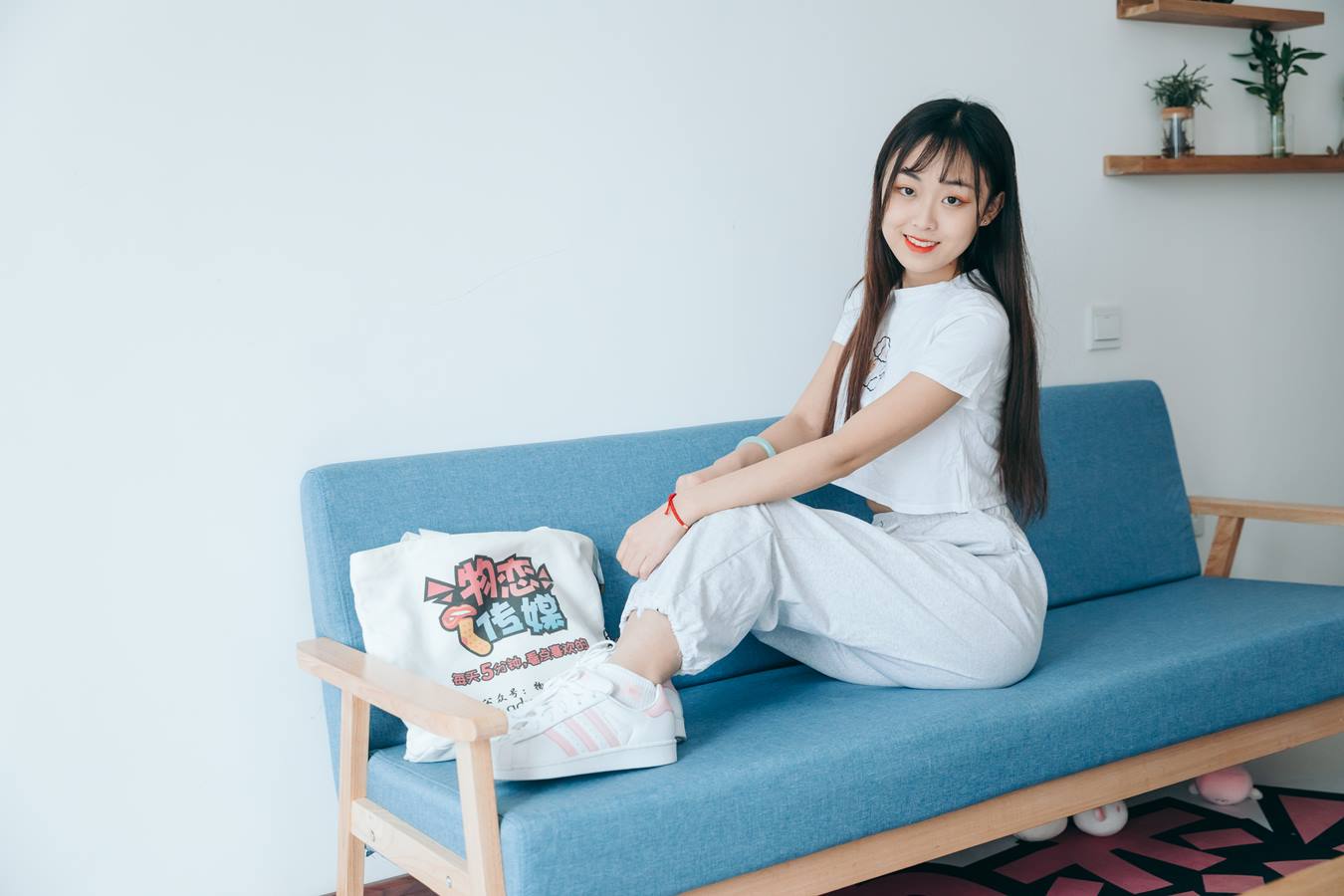 图片[25]-物恋传媒 NO.747 喵喵-春雨里[146P] – 速更版-美库