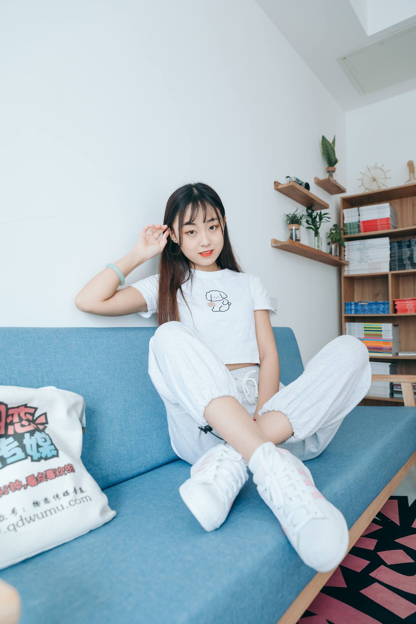 图片[34]-物恋传媒 NO.747 喵喵-春雨里[146P] – 速更版-美库