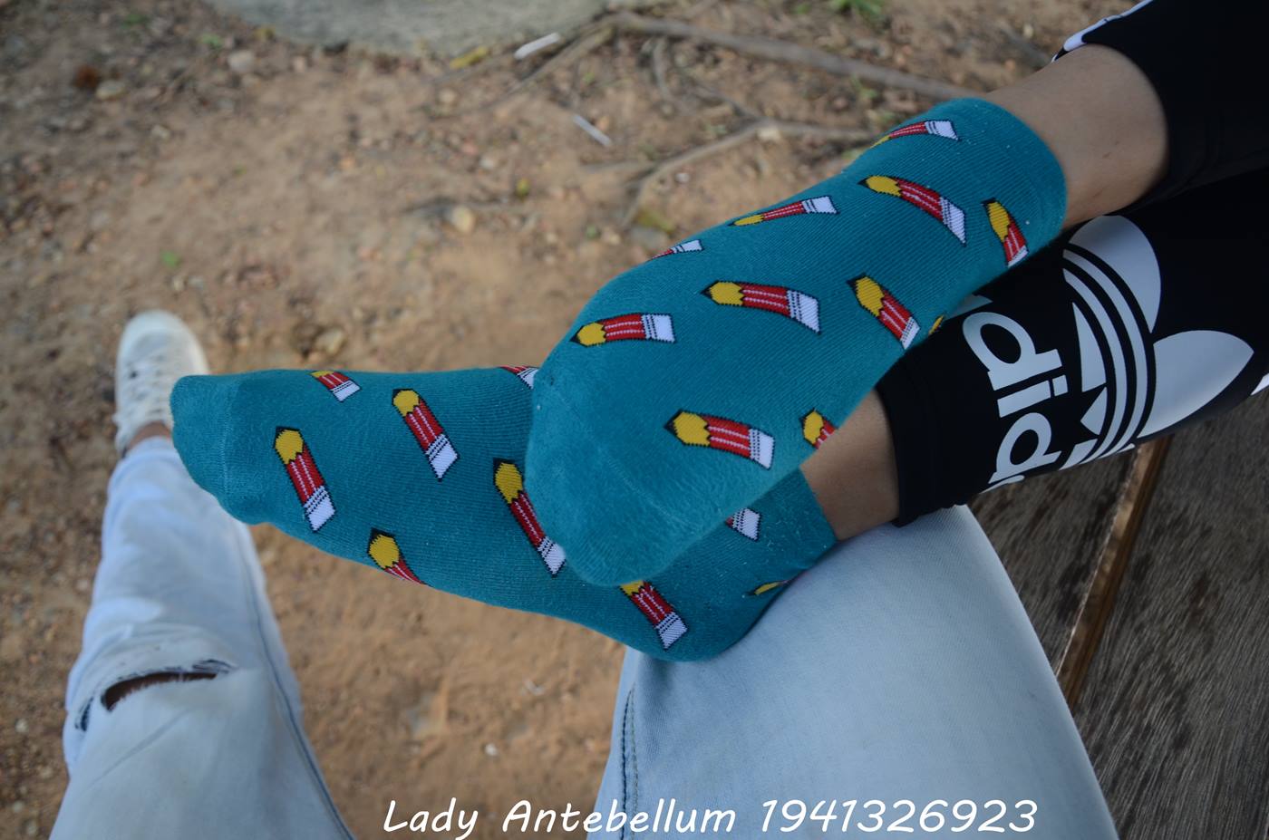 图片[13]-[战前女神] 美腿美足精品摄影套图 139 [134P] – 速更版-美库