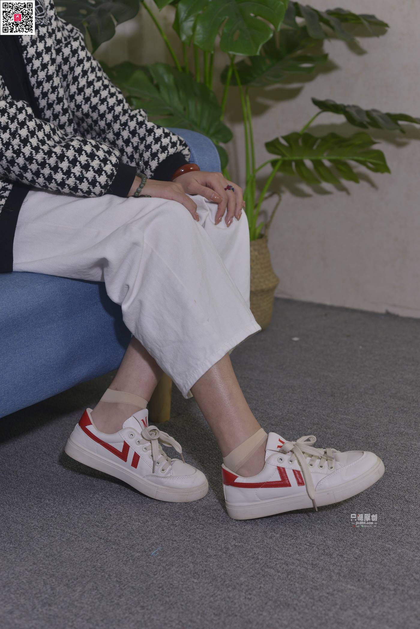 图片[10]-[只糖原创]NO.665 周菲 在城市的角落遇见[98P] – 速更版-美库