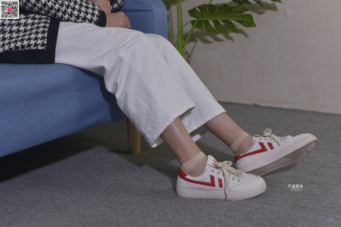 图片[11]-[只糖原创]NO.665 周菲 在城市的角落遇见[98P] – 速更版-美库