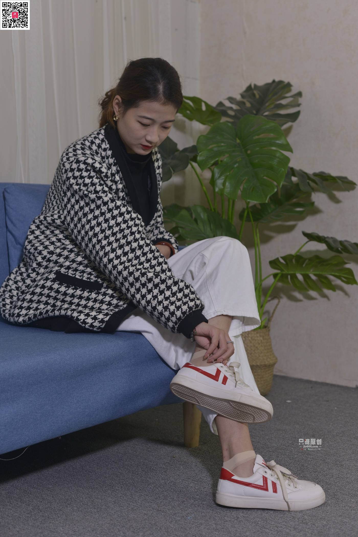 图片[12]-[只糖原创]NO.665 周菲 在城市的角落遇见[98P] – 速更版-美库