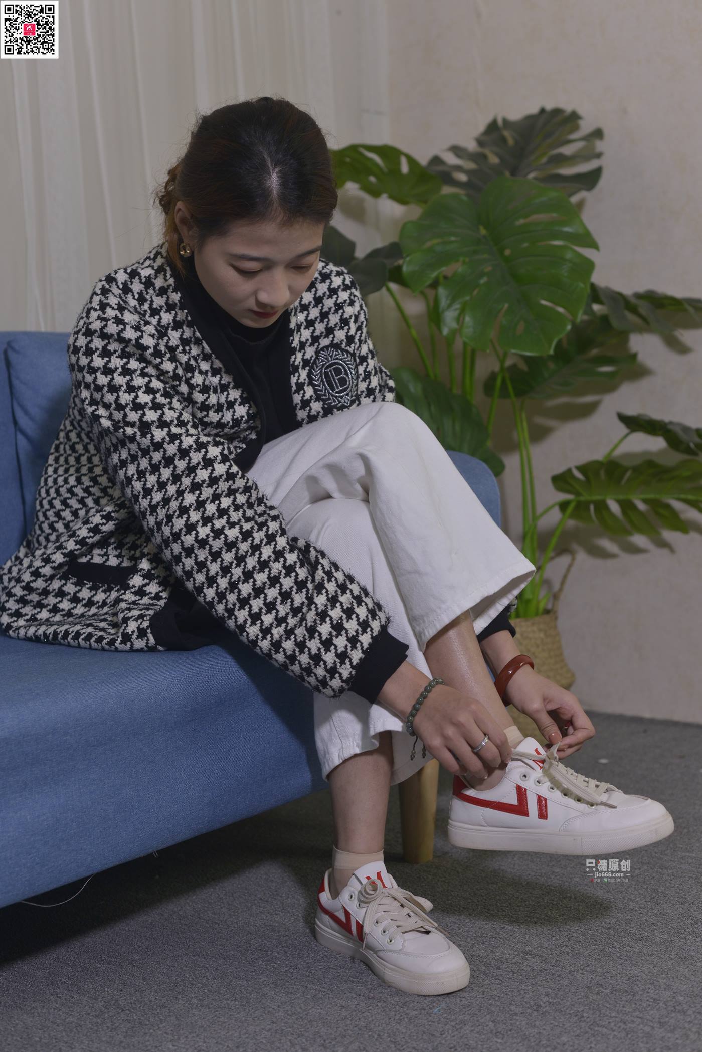 图片[13]-[只糖原创]NO.665 周菲 在城市的角落遇见[98P] – 速更版-美库