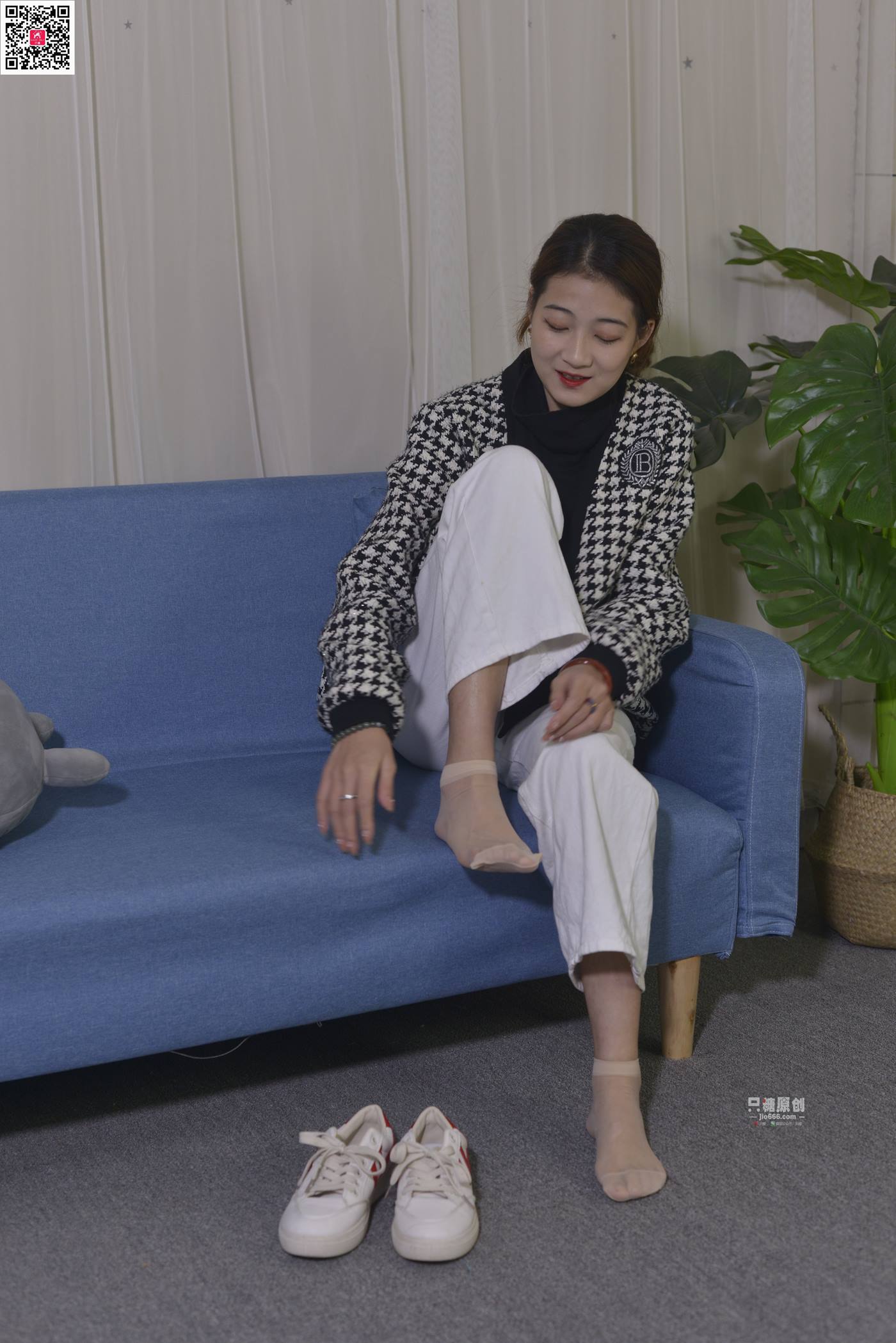 图片[27]-[只糖原创]NO.665 周菲 在城市的角落遇见[98P] – 速更版-美库