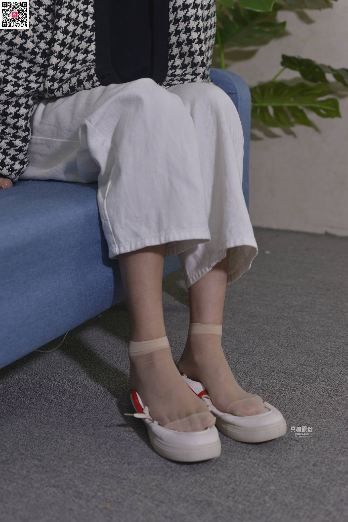 图片[33]-[只糖原创]NO.665 周菲 在城市的角落遇见[98P] – 速更版-美库