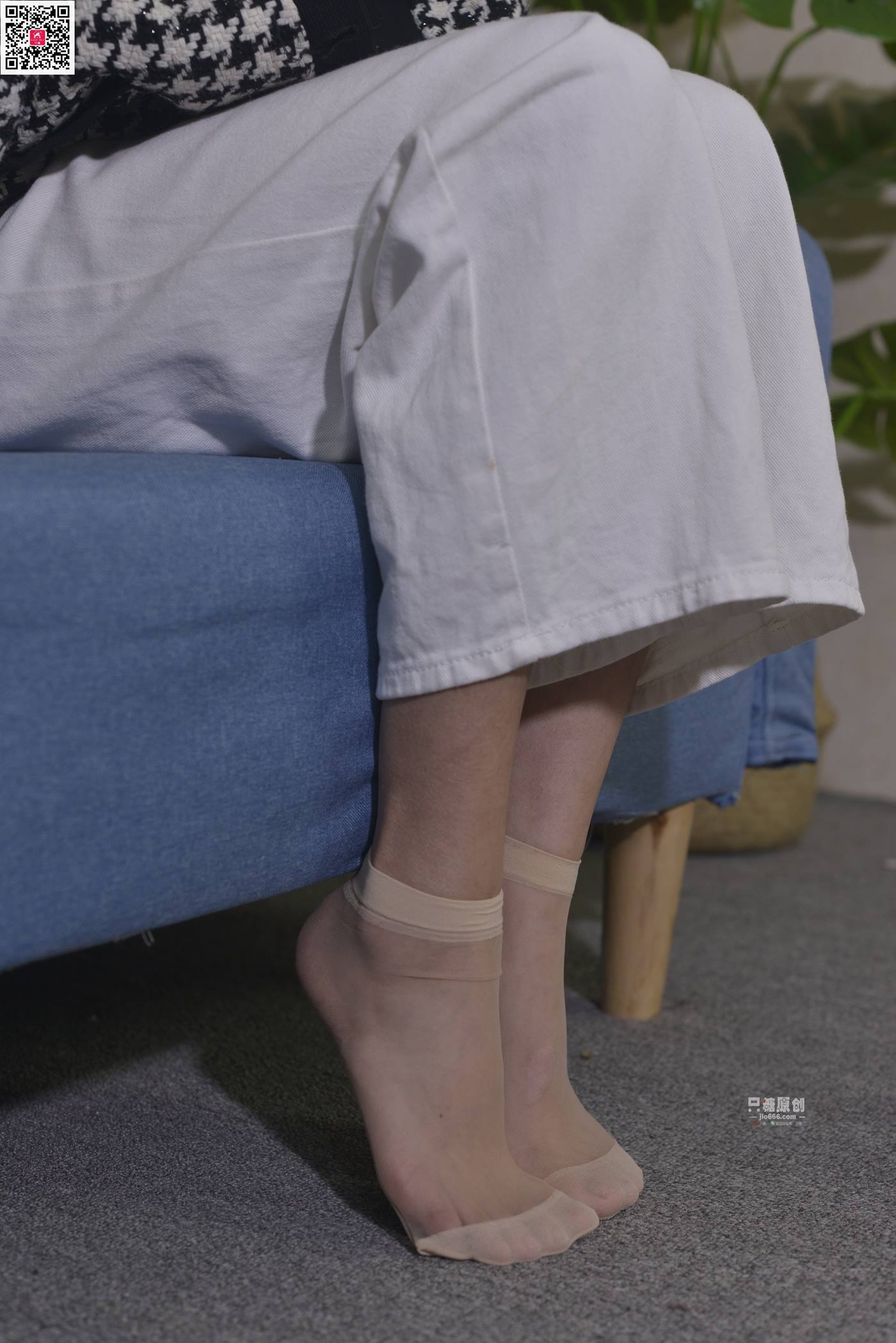 图片[38]-[只糖原创]NO.665 周菲 在城市的角落遇见[98P] – 速更版-美库