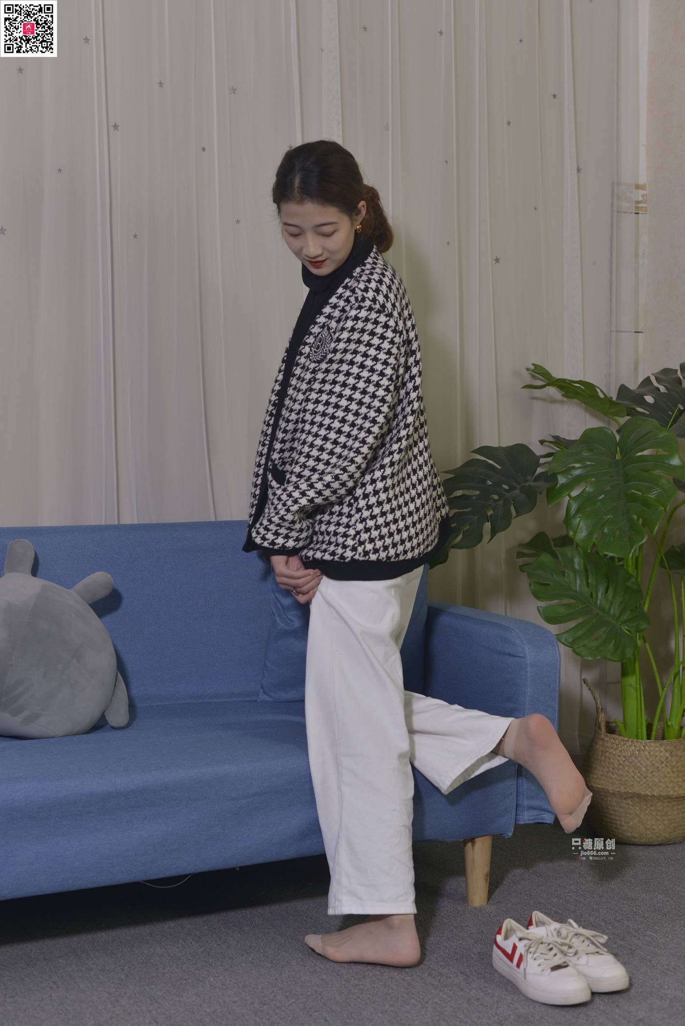 图片[47]-[只糖原创]NO.665 周菲 在城市的角落遇见[98P] – 速更版-美库