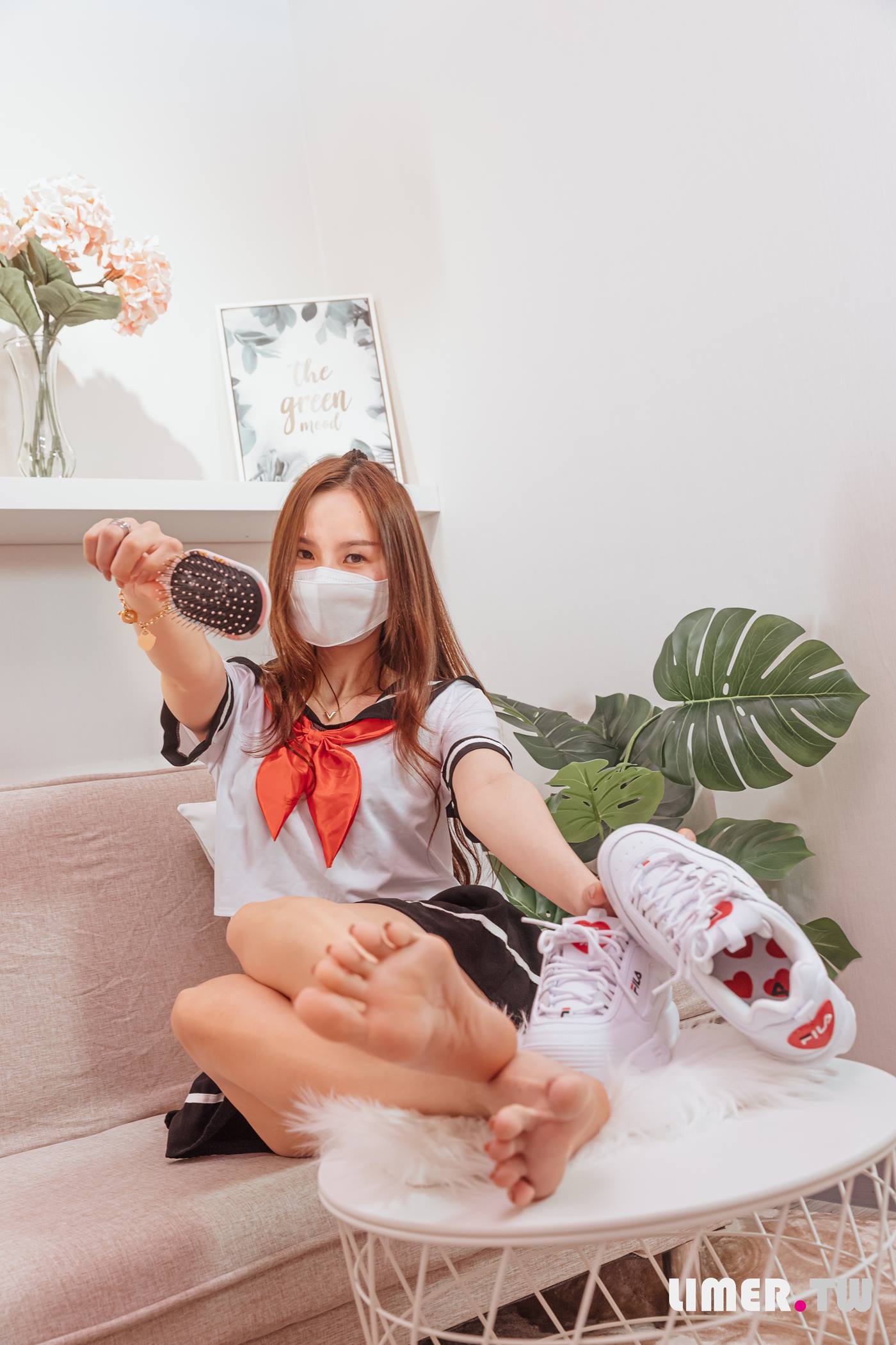 图片[64]-Limerence原创 NO.069 Cherry 哥哥下课突然检查 没洗脚就挠痒惩罚[68P] – 速更版-美库