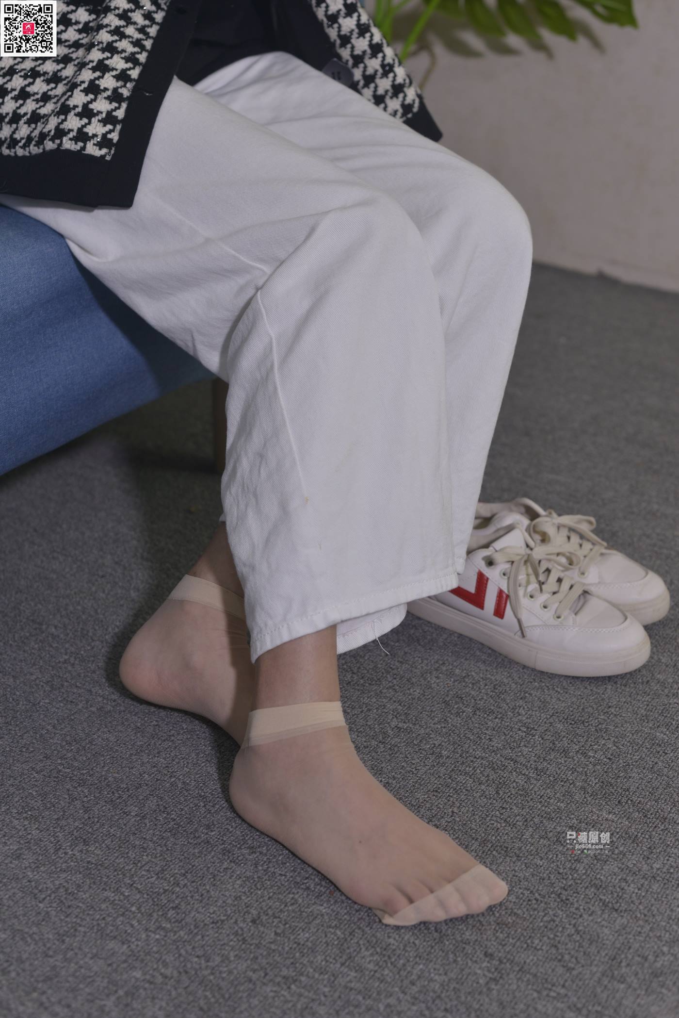 图片[54]-[只糖原创]NO.665 周菲 在城市的角落遇见[98P] – 速更版-美库