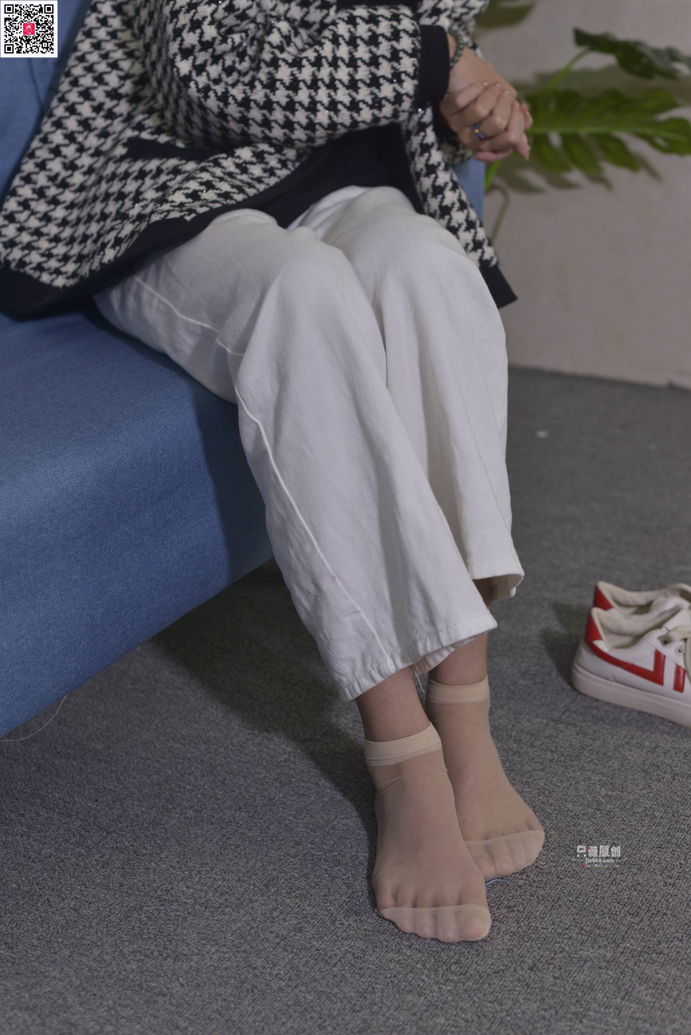 图片[57]-[只糖原创]NO.665 周菲 在城市的角落遇见[98P] – 速更版-美库