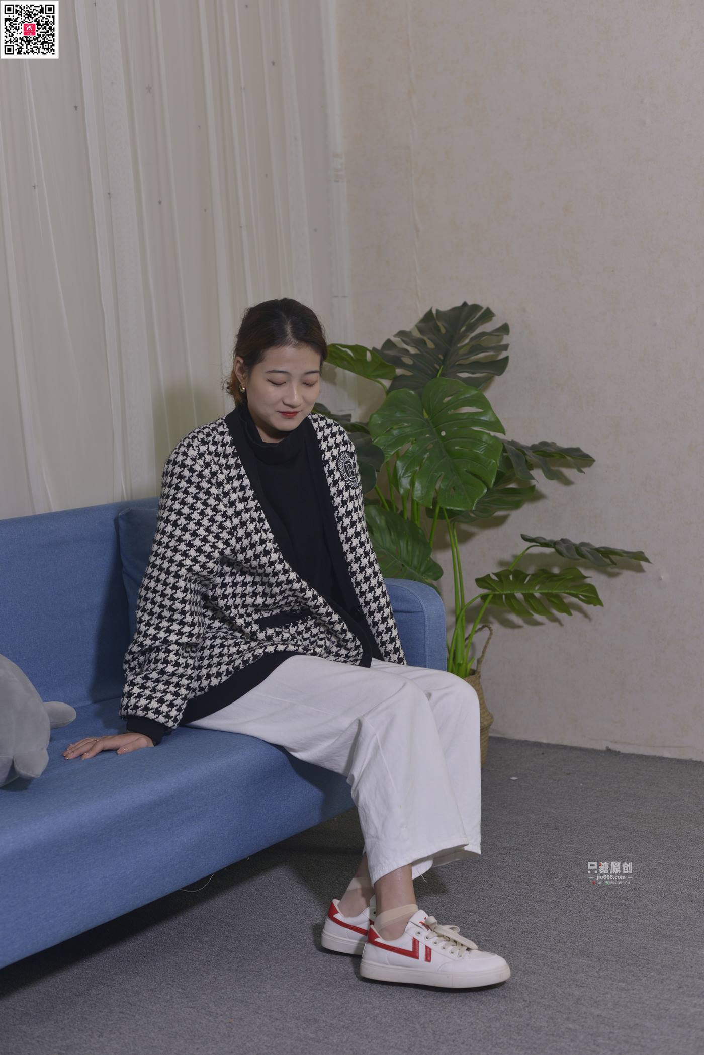 图片[97]-[只糖原创]NO.665 周菲 在城市的角落遇见[98P] – 速更版-美库