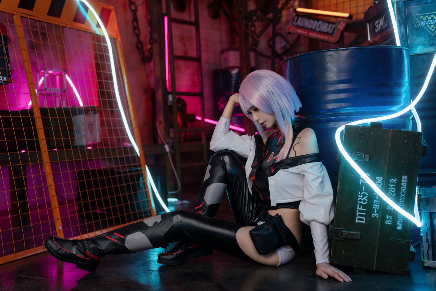 图片[17]-动漫博主爱老师_PhD  赛博朋克 露西 [18P] – 速更版-美库