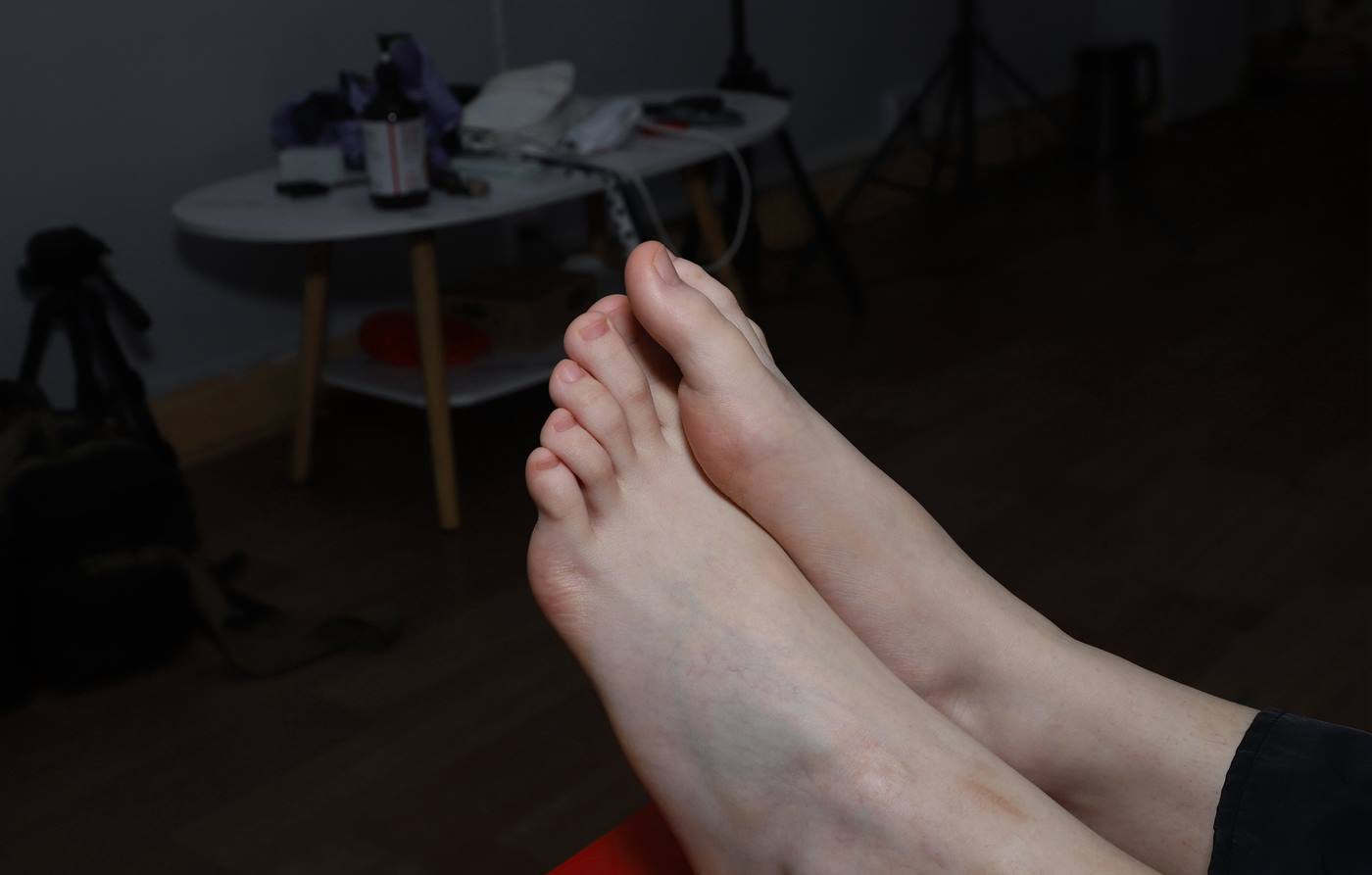 图片[27]-[Pary学生模拍] No.058 大美女琪琪脱下棉袜展示38码修长大白脚 [137P] – 速更版-美库