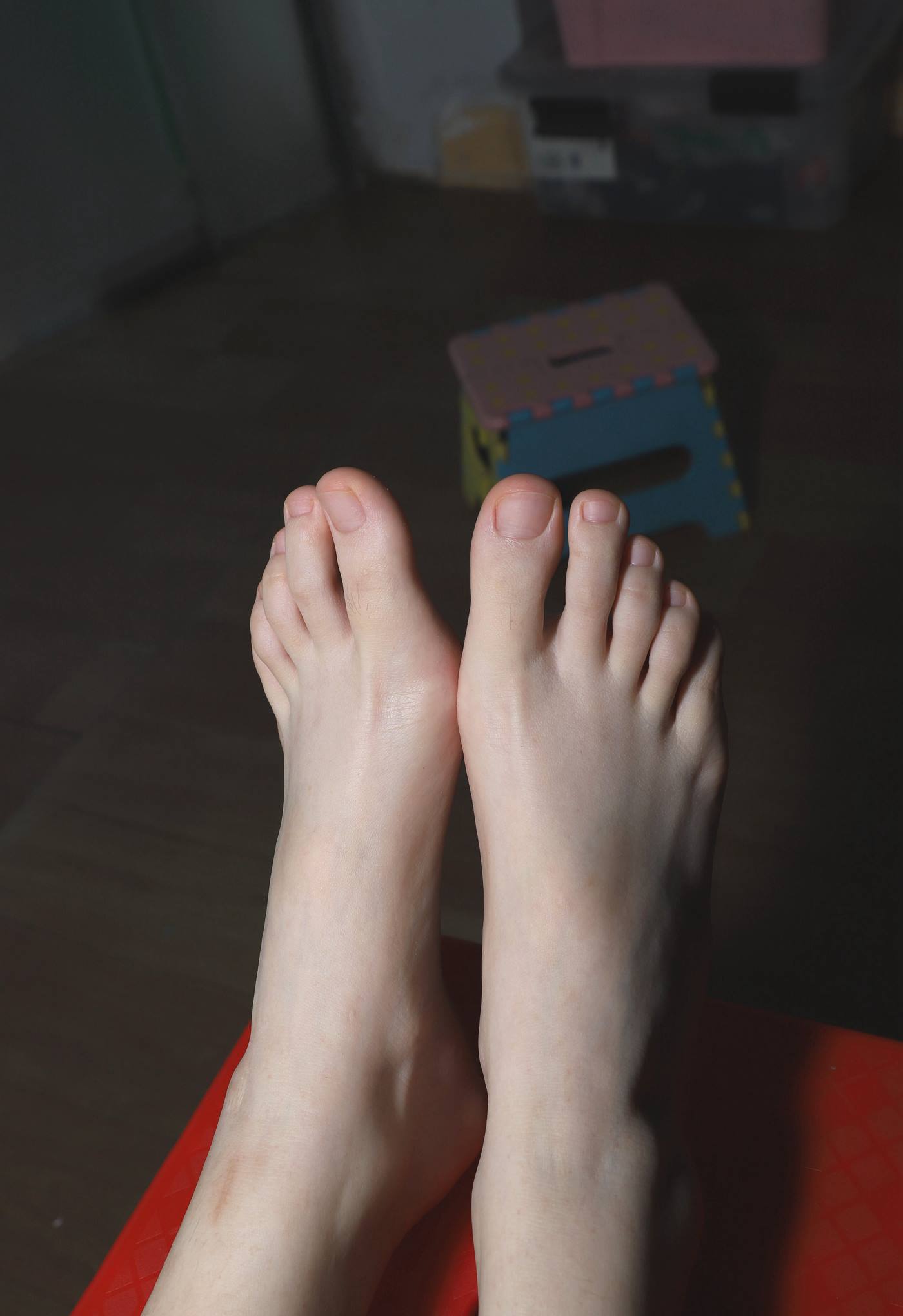 图片[30]-[Pary学生模拍] No.058 大美女琪琪脱下棉袜展示38码修长大白脚 [137P] – 速更版-美库