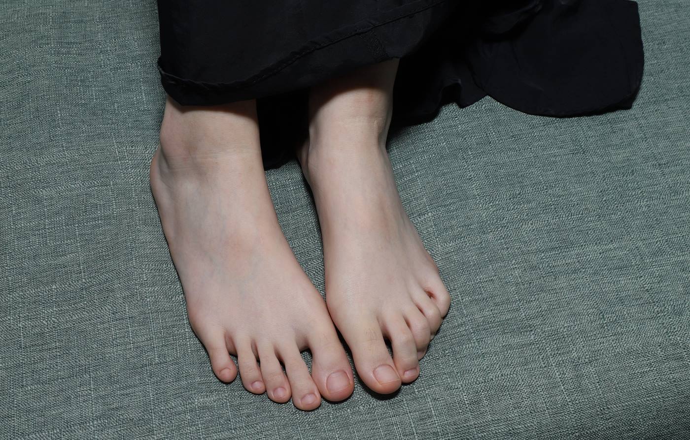 图片[36]-[Pary学生模拍] No.058 大美女琪琪脱下棉袜展示38码修长大白脚 [137P] – 速更版-美库