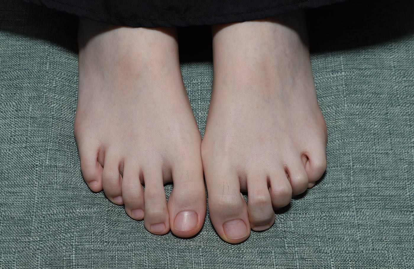 图片[38]-[Pary学生模拍] No.058 大美女琪琪脱下棉袜展示38码修长大白脚 [137P] – 速更版-美库