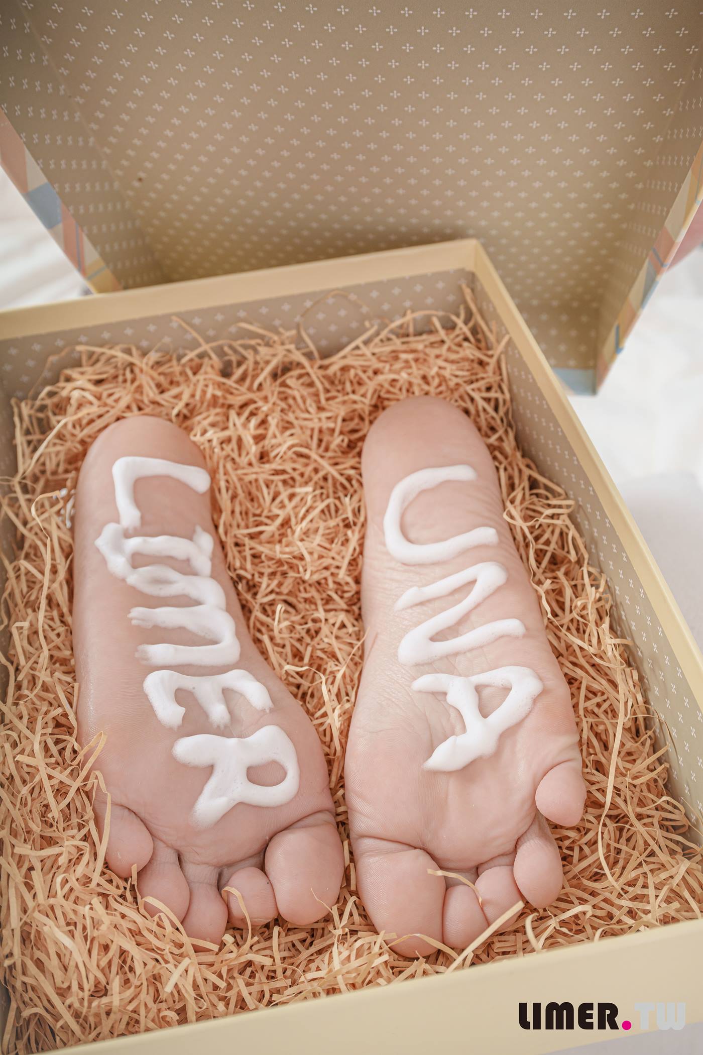 图片[39]-Limerence原创 NO.072 素人Una 可口啾C脚脚蛋糕[150P] – 速更版-美库