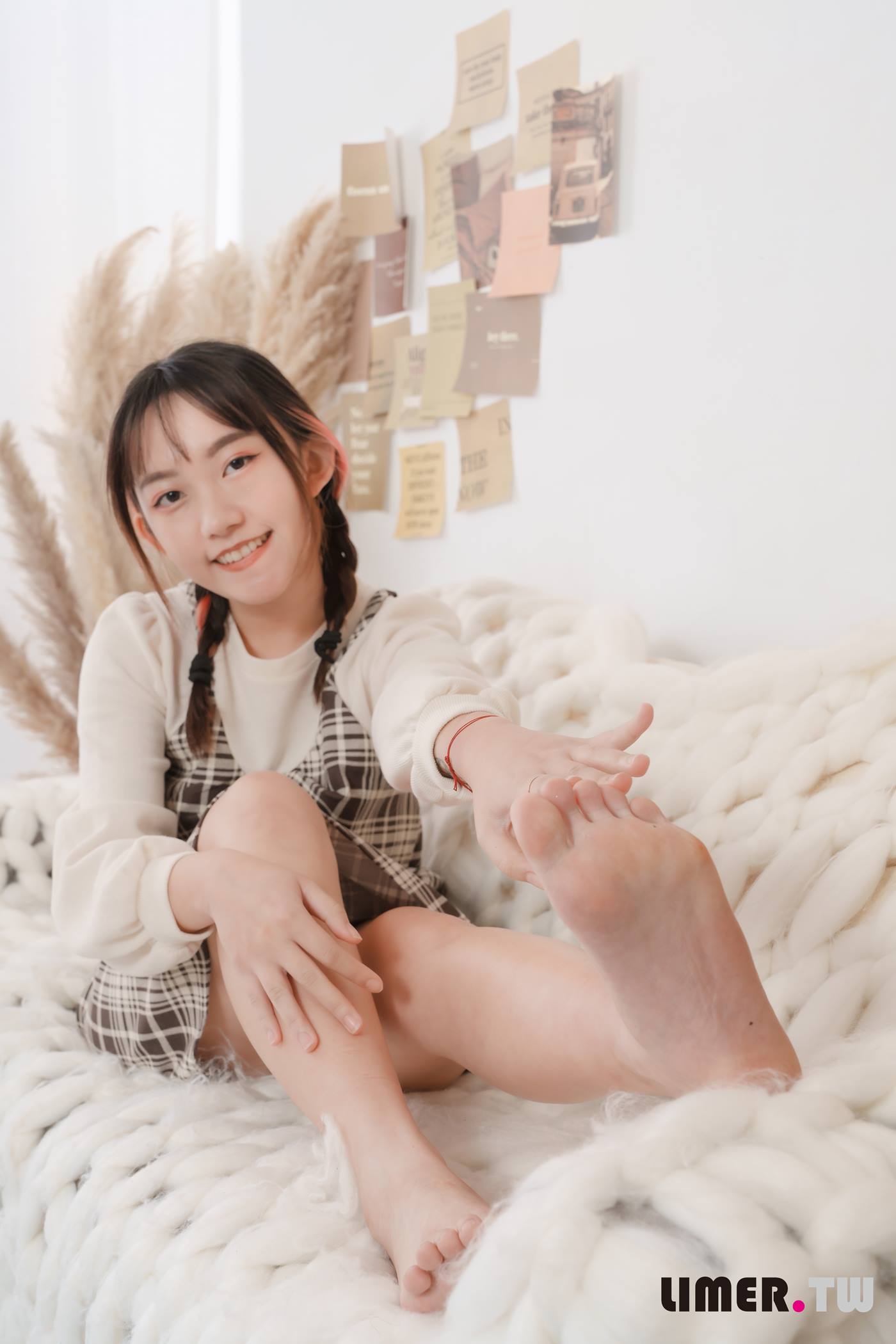 图片[54]-Limerence原创 NO.072 素人Una 可口啾C脚脚蛋糕[150P] – 速更版-美库