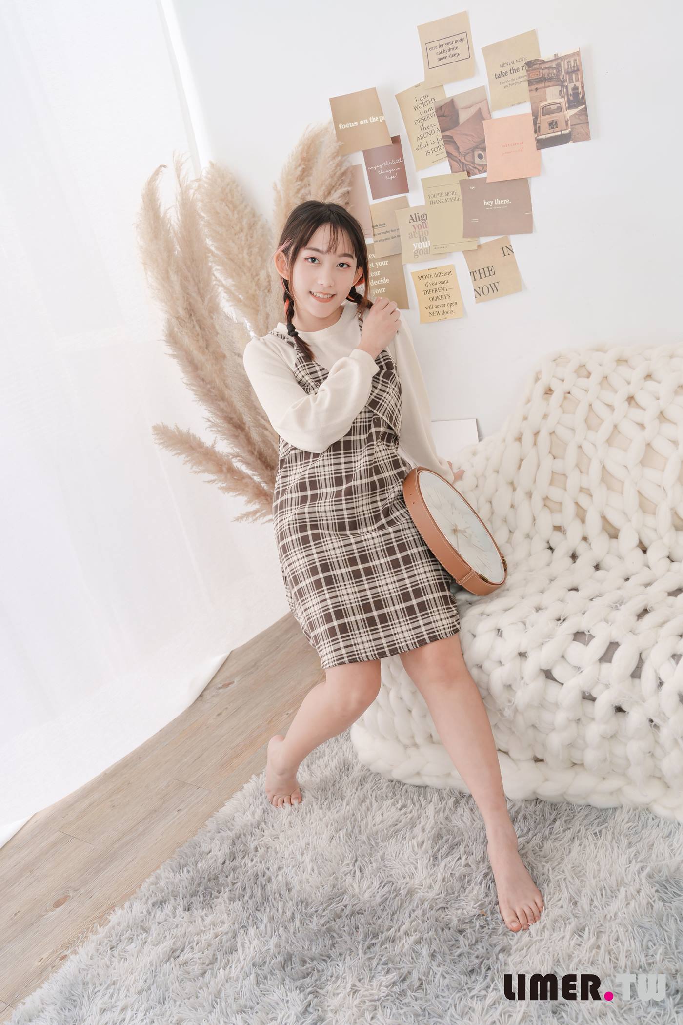 图片[81]-Limerence原创 NO.072 素人Una 可口啾C脚脚蛋糕[150P] – 速更版-美库