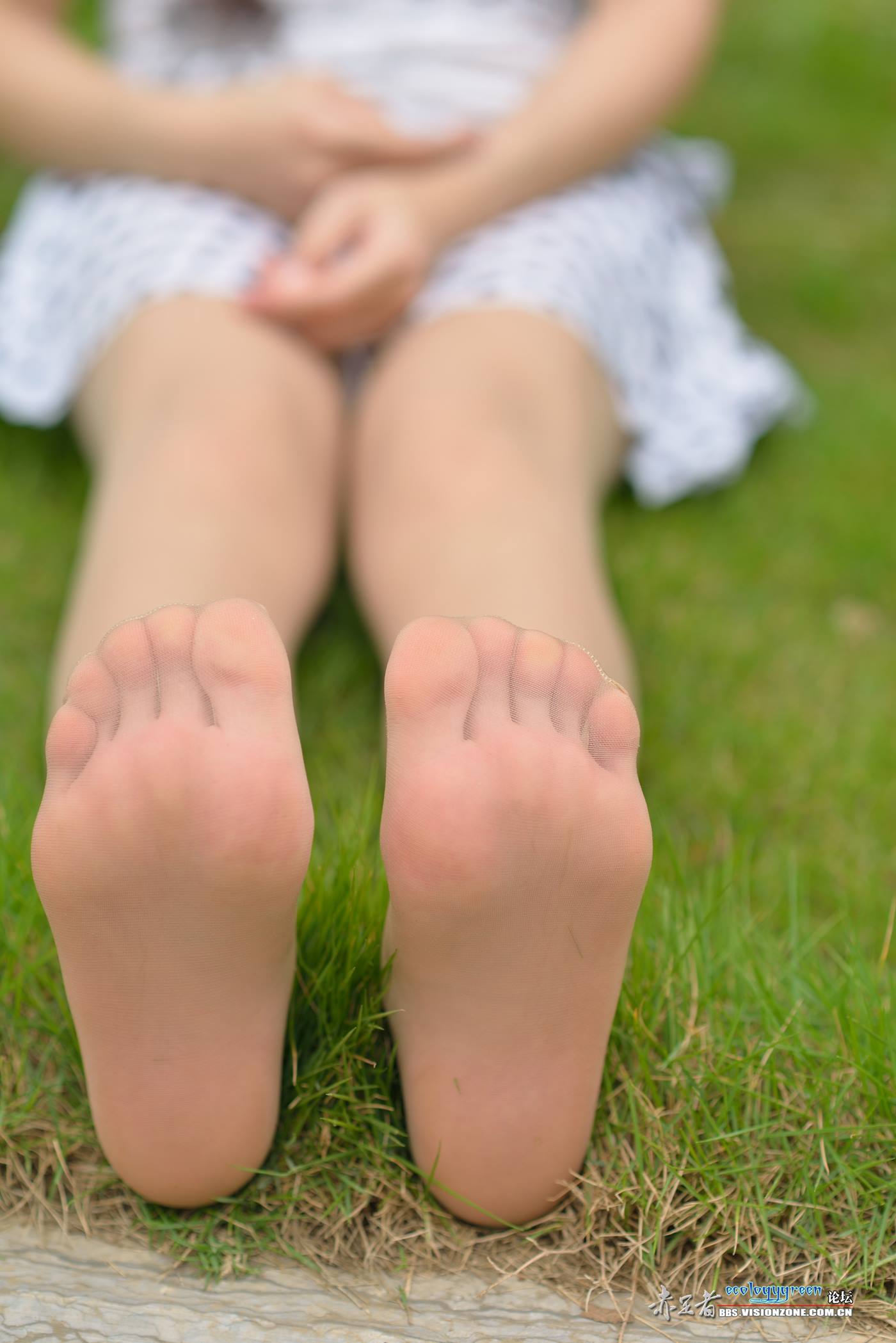 图片[17]-Ecologygreen摄影作品 NO.078 水嫩美模玉足黑丝来袭[34P] – 速更版-美库