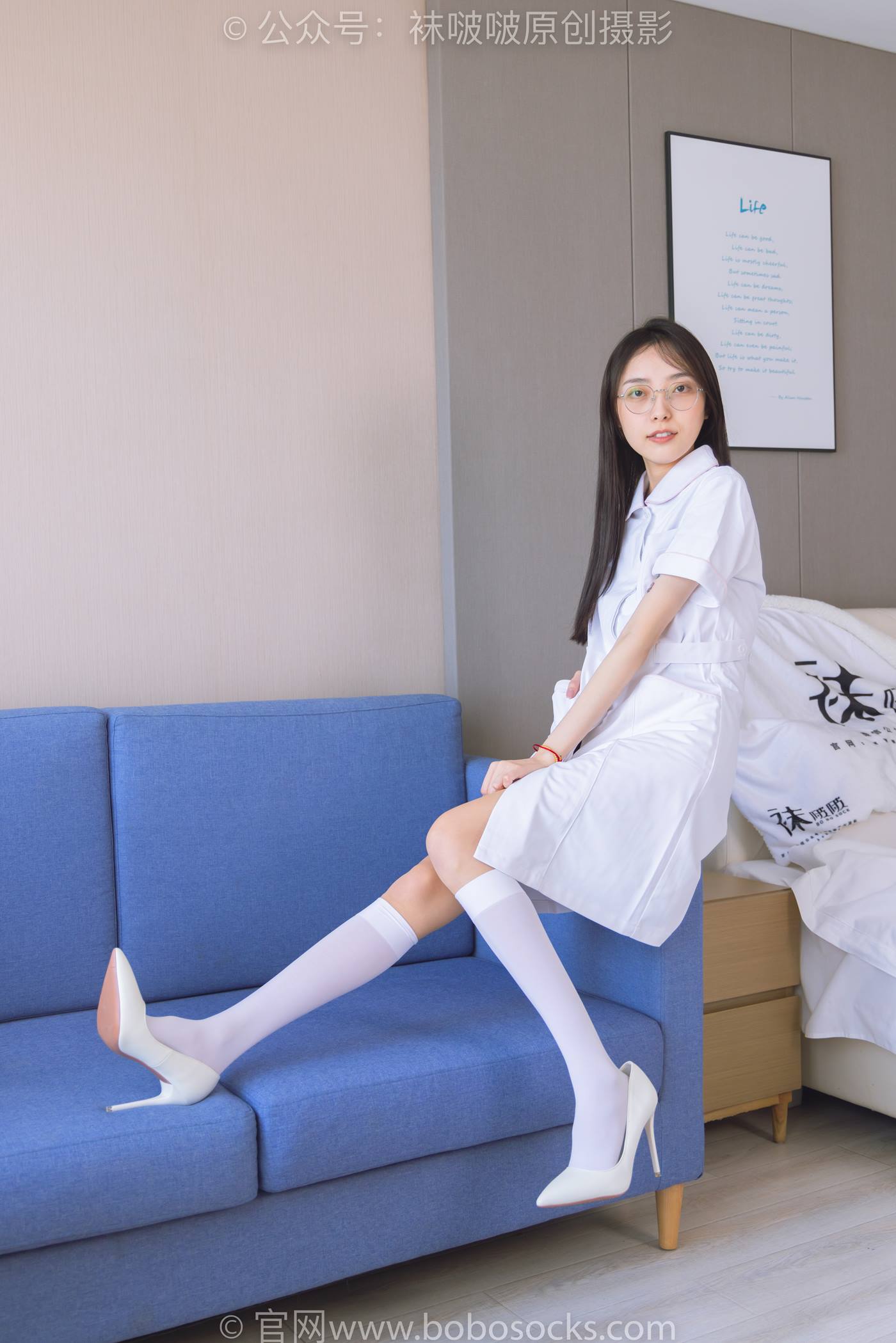图片[13]-[BoBoSocks袜啵啵] NO.196 稚予-高跟鞋、白丝小腿袜、肉丝、护士装（花絮版）[139P] – 速更版-美库