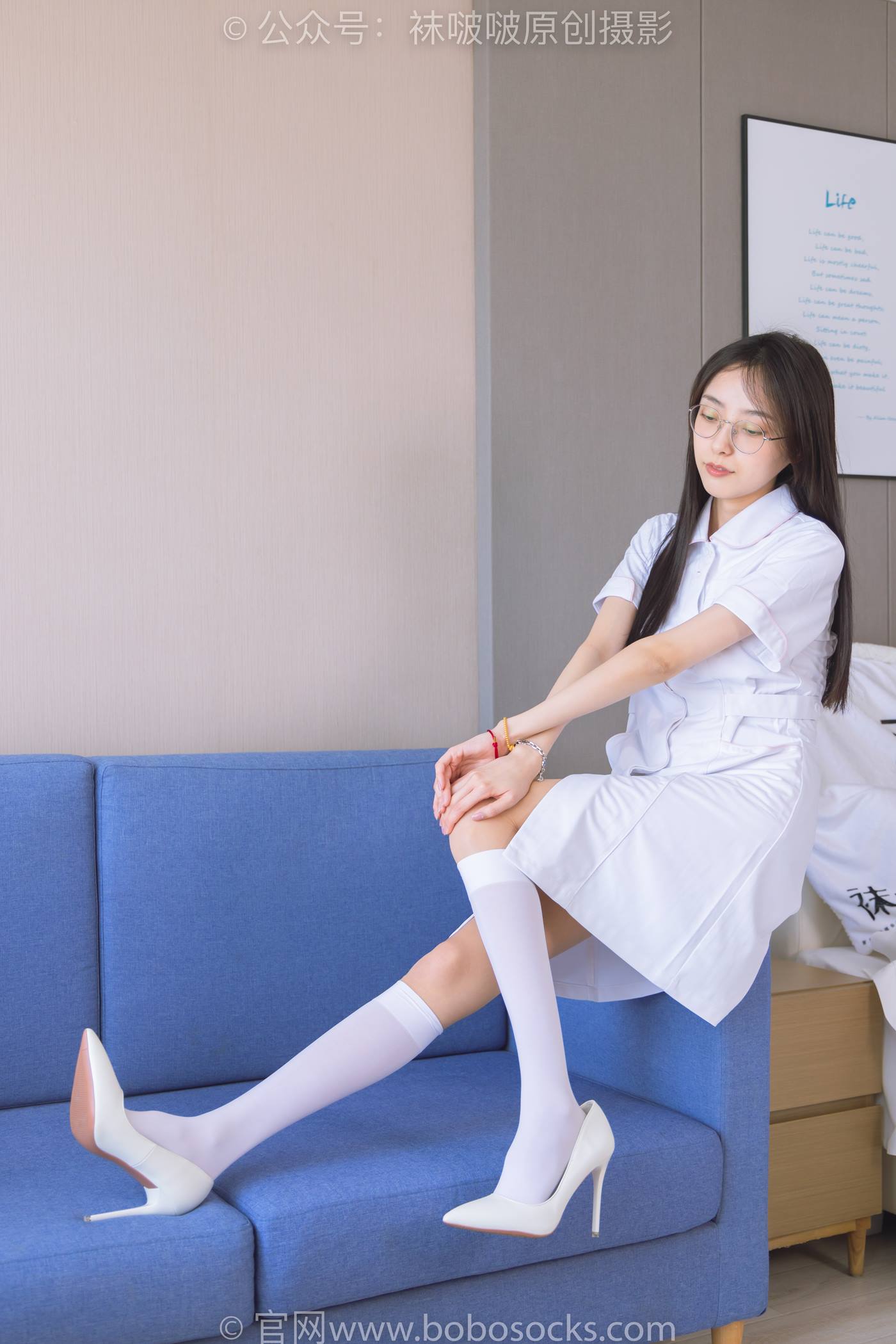 图片[15]-[BoBoSocks袜啵啵] NO.196 稚予-高跟鞋、白丝小腿袜、肉丝、护士装（花絮版）[139P] – 速更版-美库