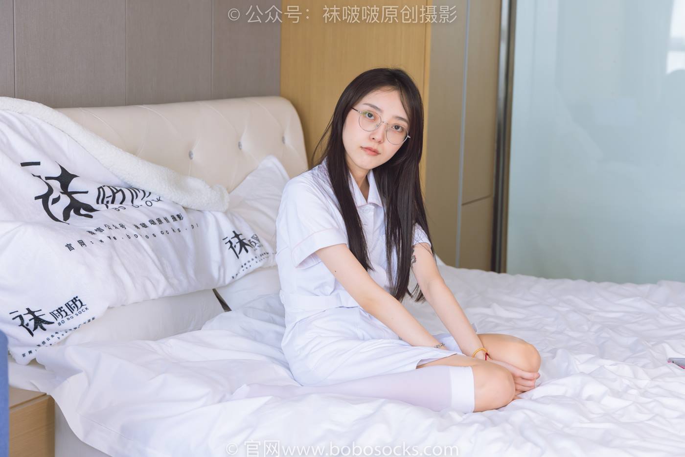 图片[37]-[BoBoSocks袜啵啵] NO.196 稚予-高跟鞋、白丝小腿袜、肉丝、护士装（花絮版）[139P] – 速更版-美库