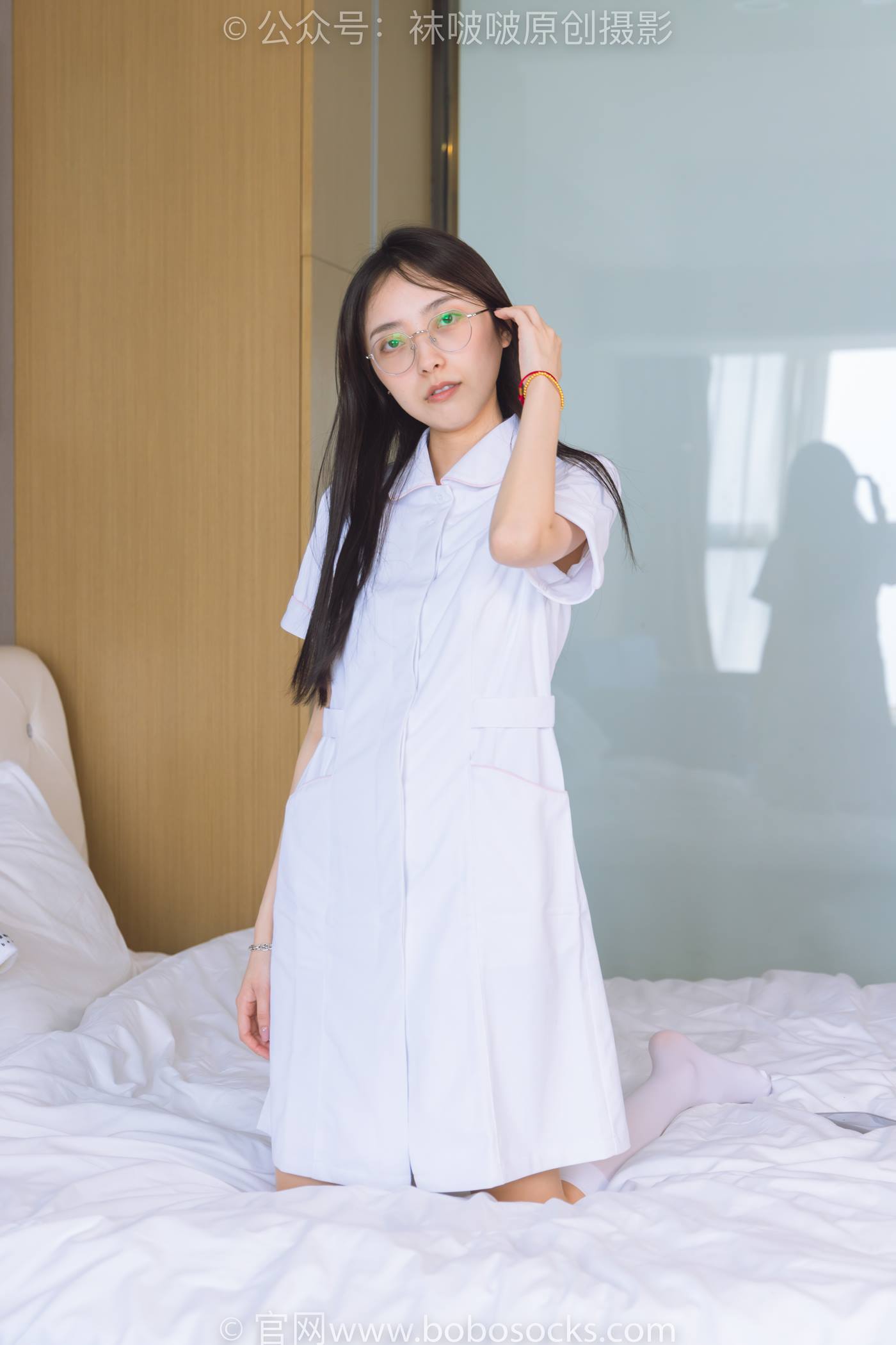 图片[39]-[BoBoSocks袜啵啵] NO.196 稚予-高跟鞋、白丝小腿袜、肉丝、护士装（花絮版）[139P] – 速更版-美库