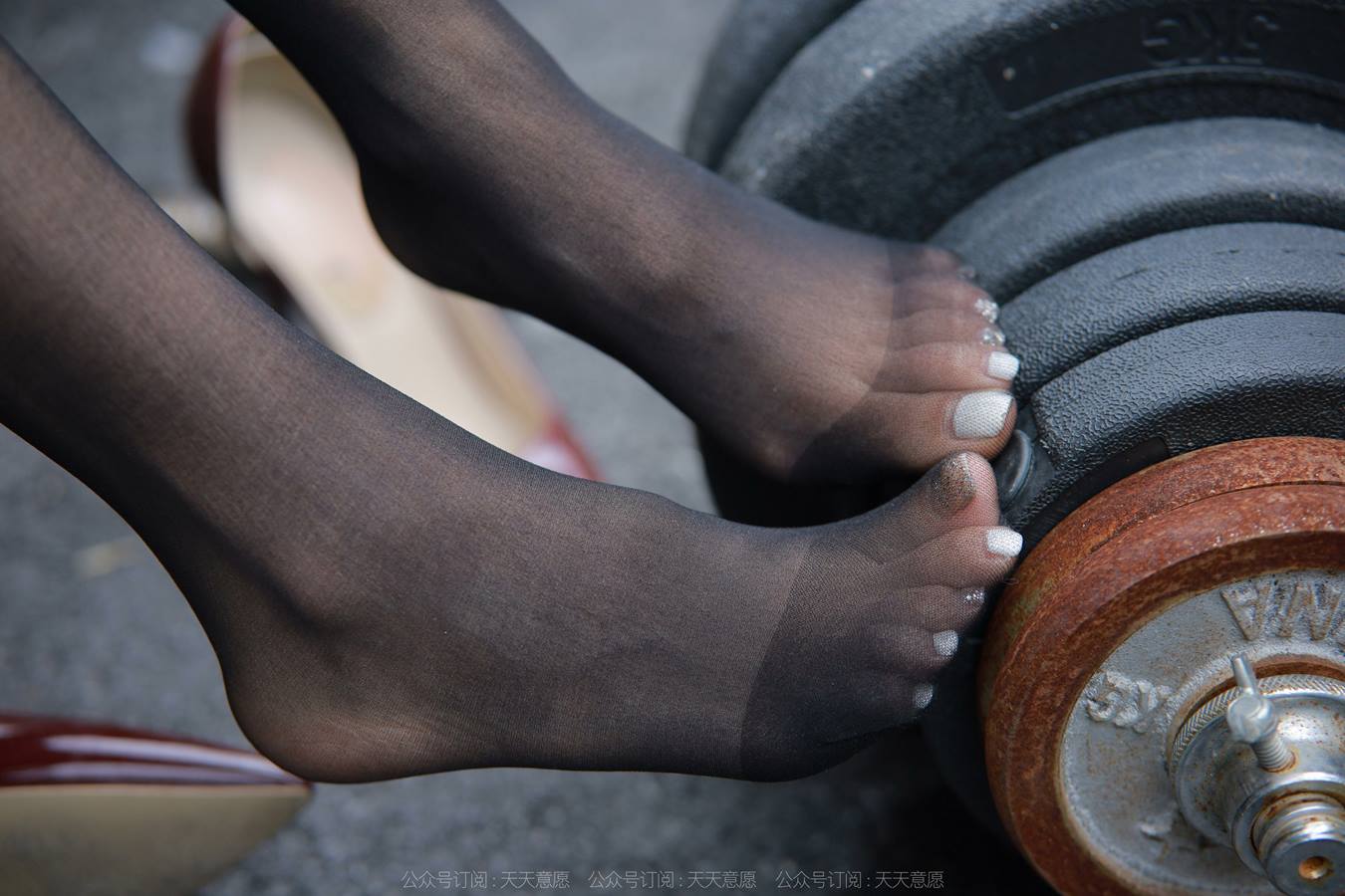 图片[33]-[IESS异思趣向] 耽丝 221207美子 [77P] – 速更版-美库