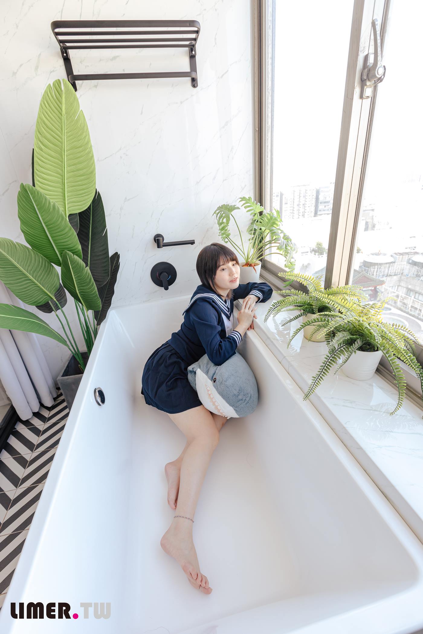 图片[27]-Limerence原创 NO.073 悠梨乃YuriNO JK鲨鲨[150P] – 速更版-美库