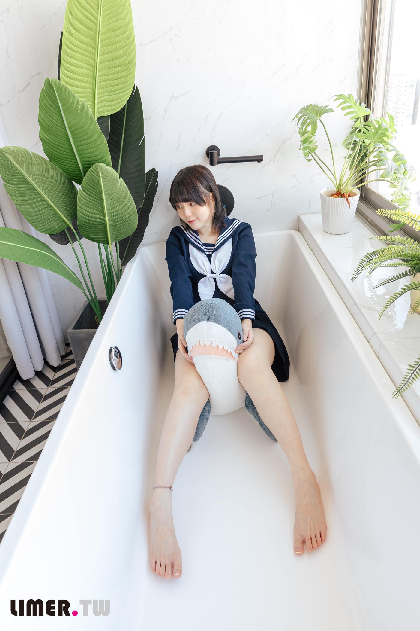 图片[51]-Limerence原创 NO.073 悠梨乃YuriNO JK鲨鲨[150P] – 速更版-美库