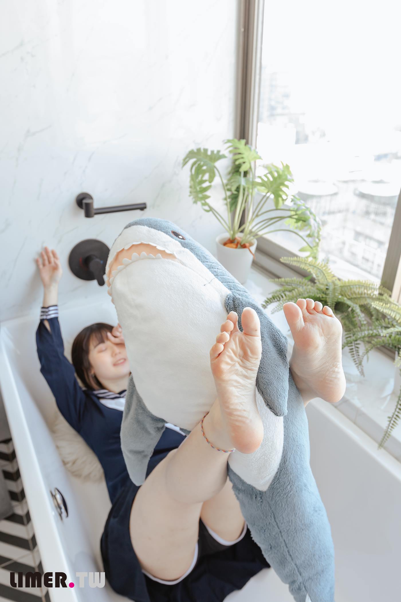 图片[65]-Limerence原创 NO.073 悠梨乃YuriNO JK鲨鲨[150P] – 速更版-美库