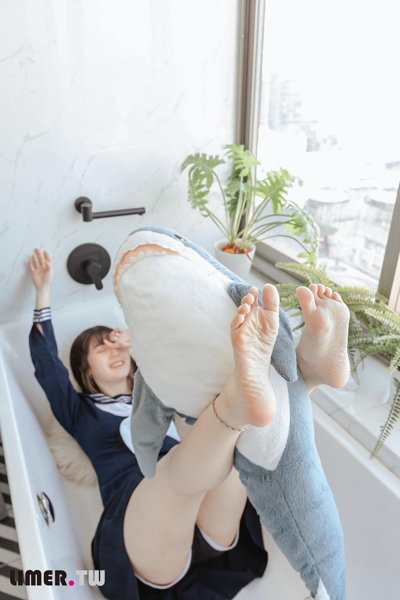 图片[66]-Limerence原创 NO.073 悠梨乃YuriNO JK鲨鲨[150P] – 速更版-美库