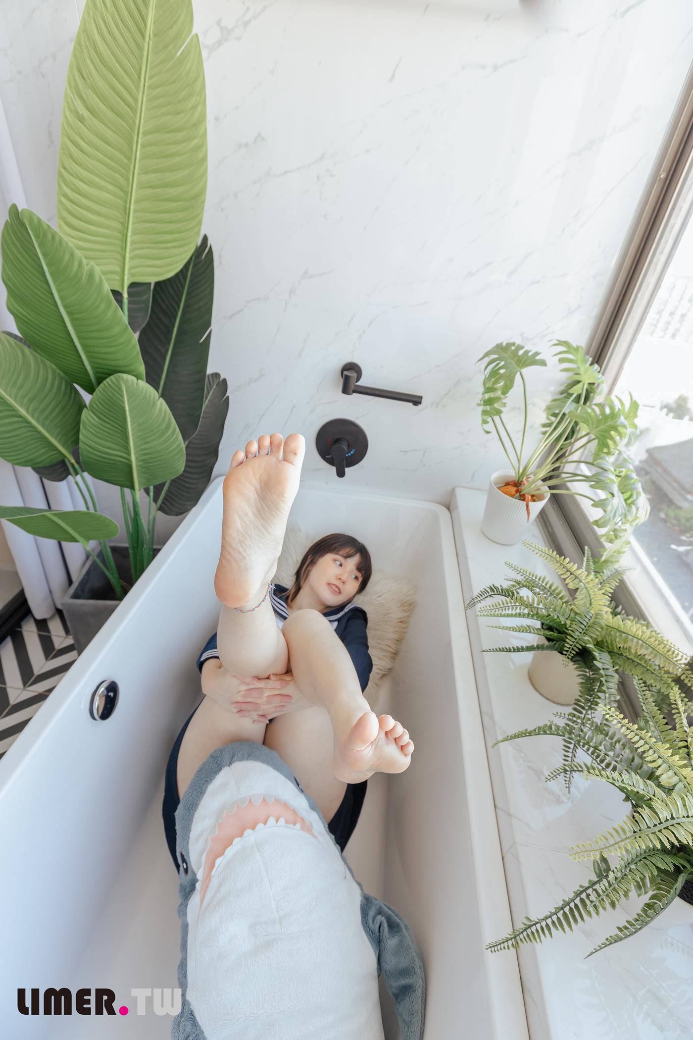 图片[79]-Limerence原创 NO.073 悠梨乃YuriNO JK鲨鲨[150P] – 速更版-美库