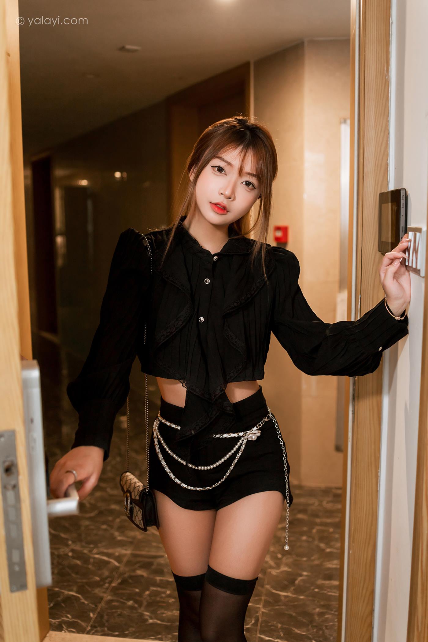 图片[32]-[YALAYI雅拉伊]2023.03.10 NO.1014 纯与欲 阿禾[45+1P] – 速更版-美库