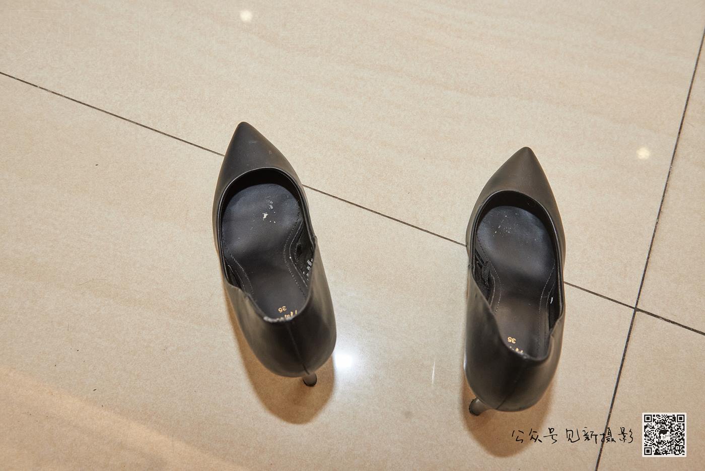 图片[94]-[见新摄影]NO.045 小江-白领制服裸足高跟 [138P] – 速更版-美库