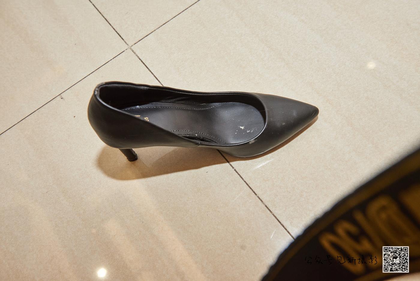 图片[95]-[见新摄影]NO.045 小江-白领制服裸足高跟 [138P] – 速更版-美库